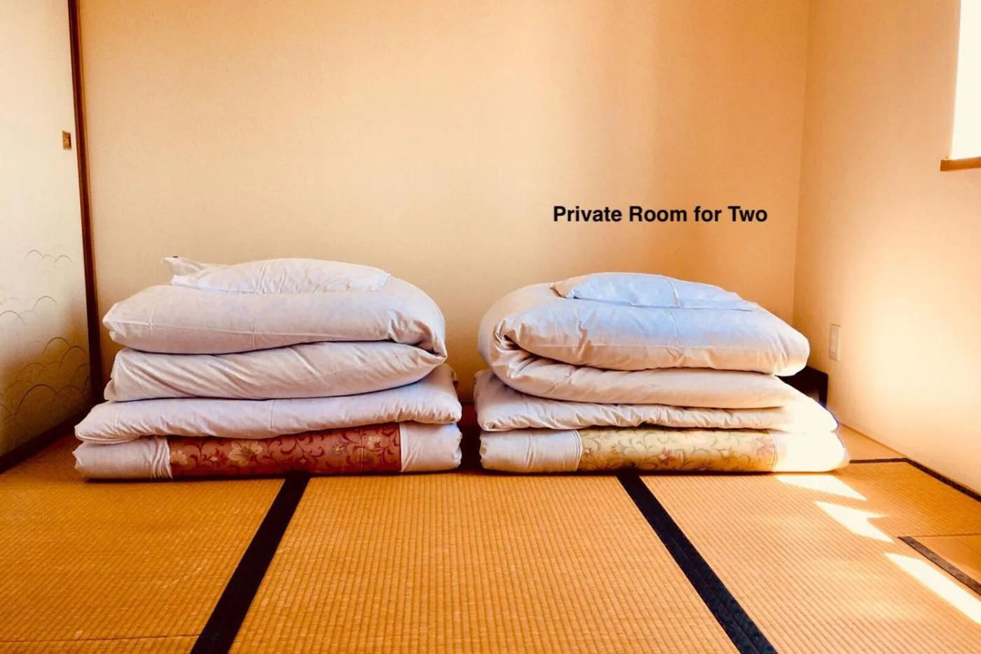 Bed in Niseko Tabi-tsumugi Backpackers