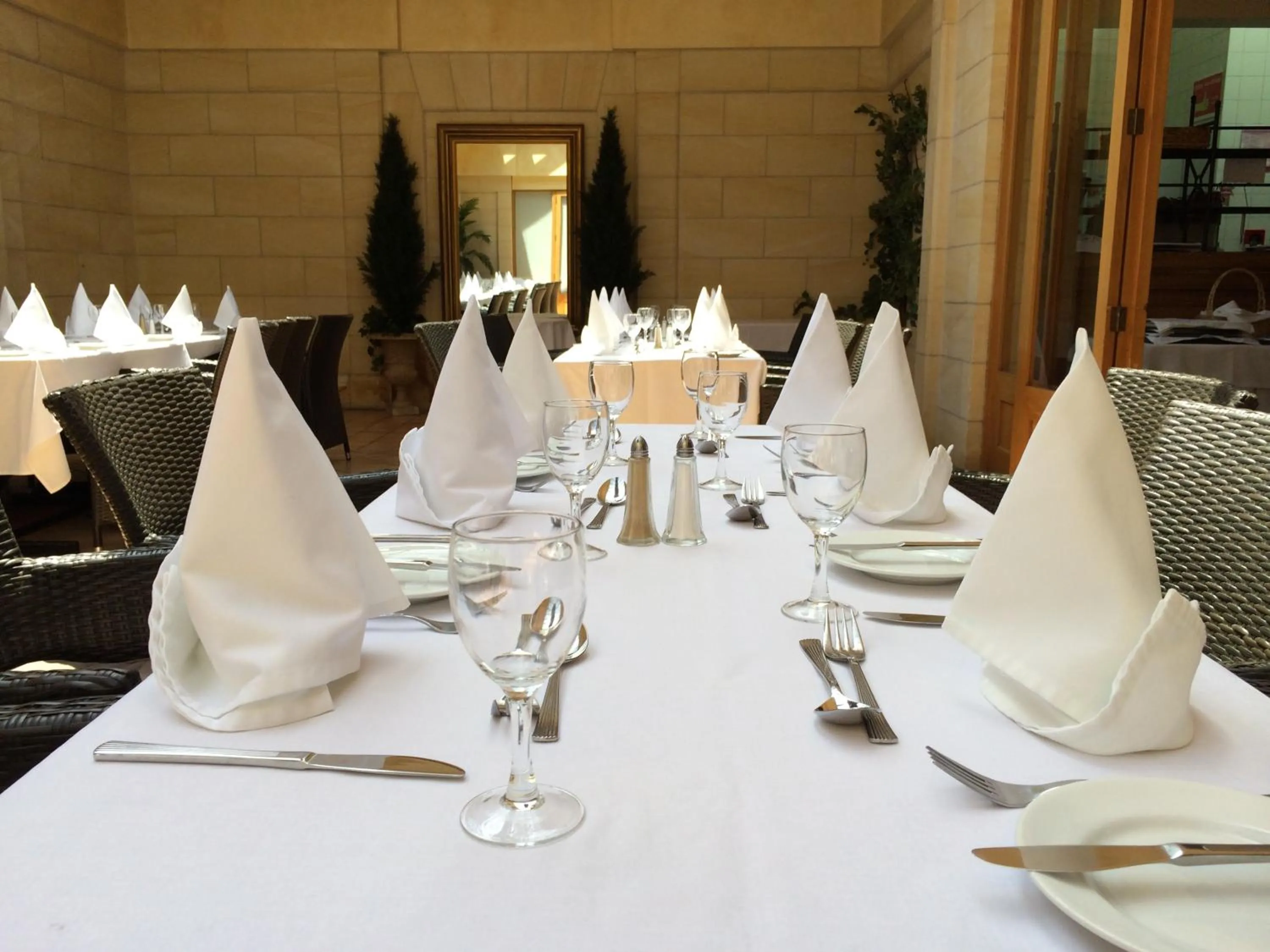 Restaurant/places to eat in Plymouth International