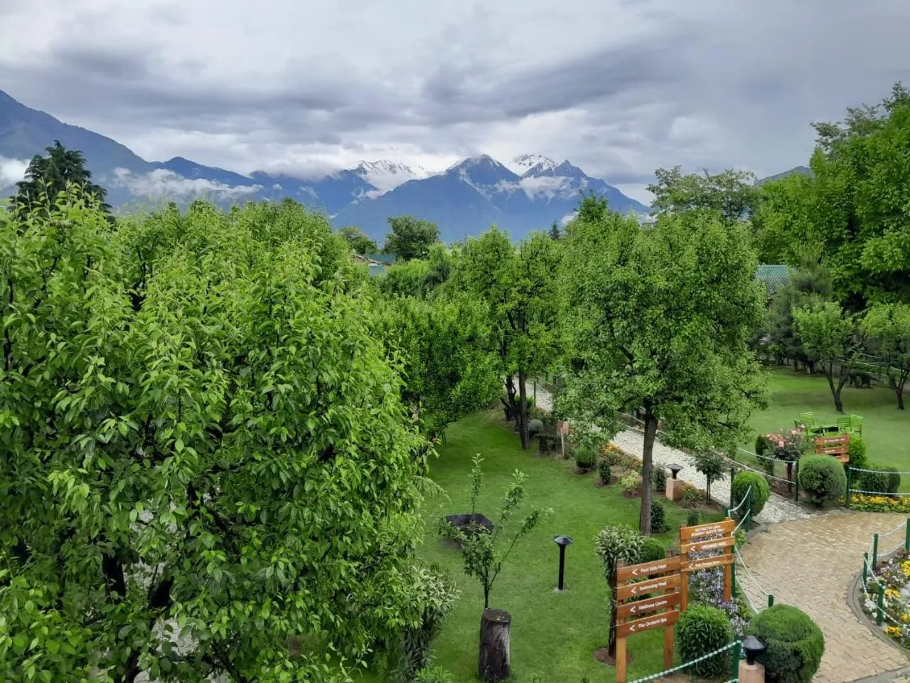 Garden in The Orchard Retreat & Spa