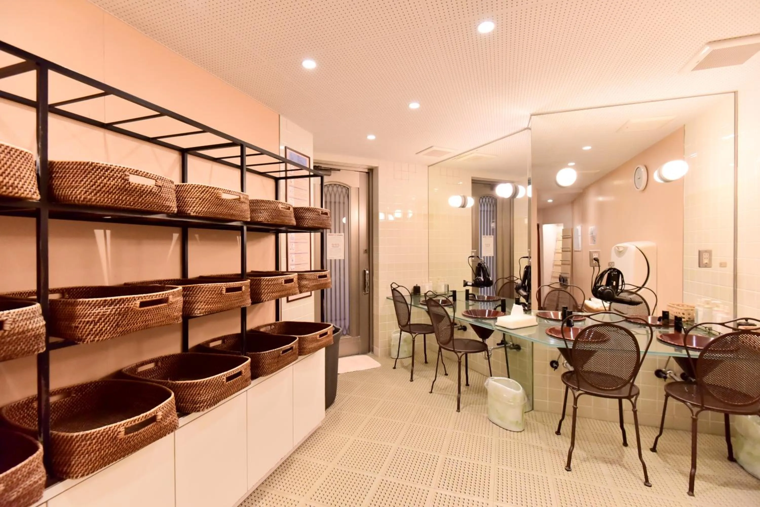 Hot Spring Bath in Arima Onsen Tocen Goshobo