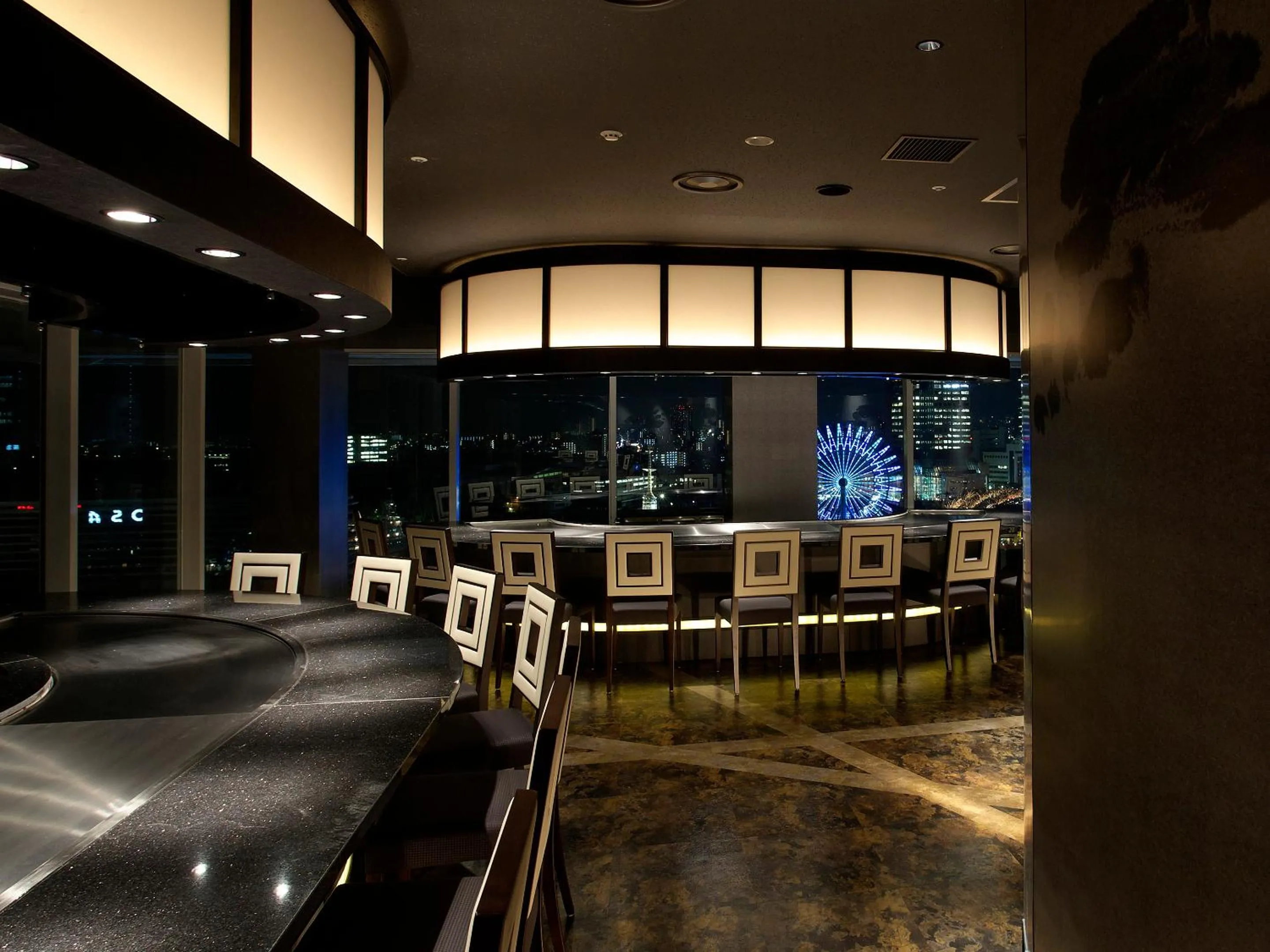 Restaurant/places to eat in Kobe Meriken Park Oriental Hotel