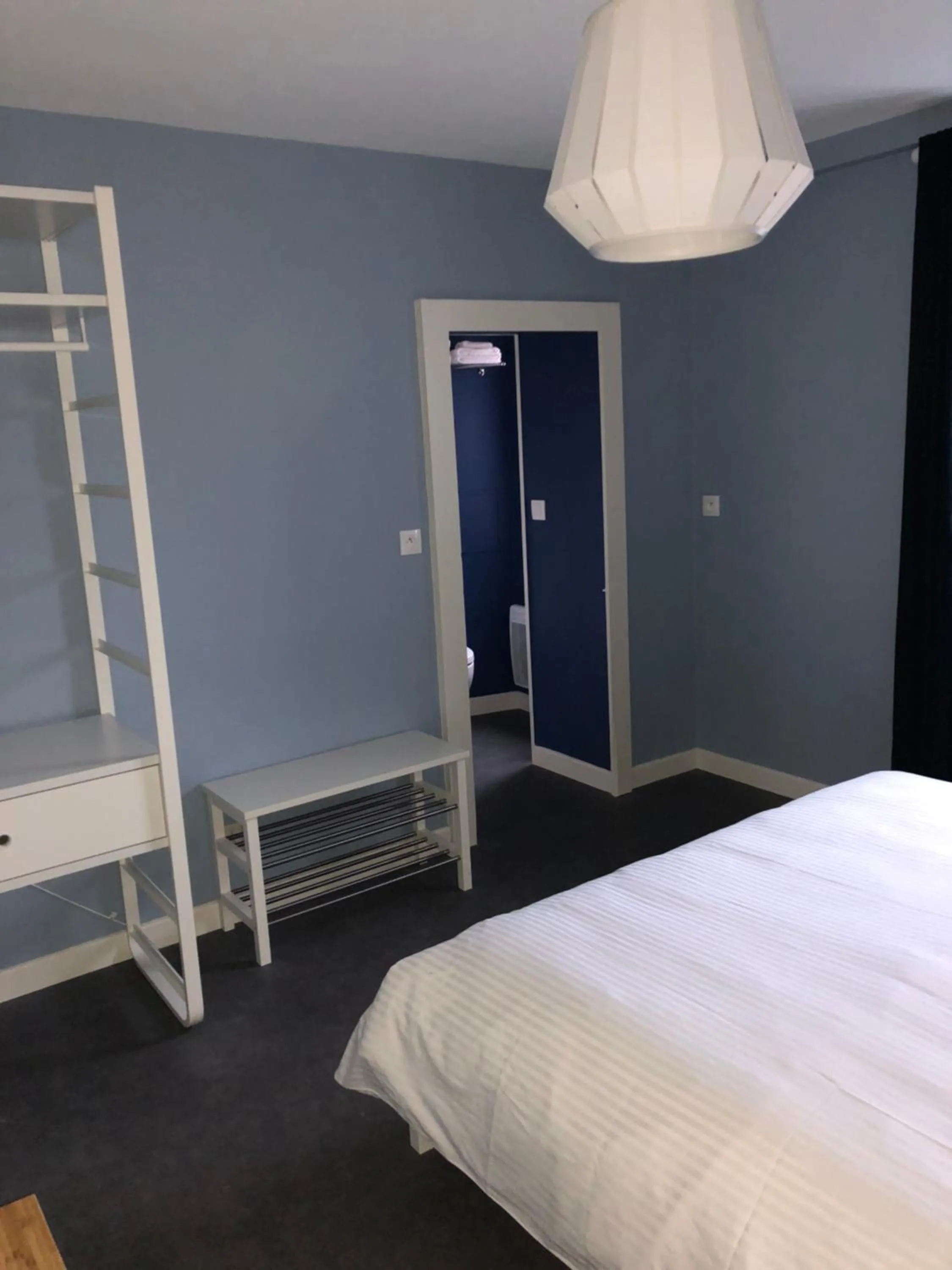 Bed in Lamarck Guest