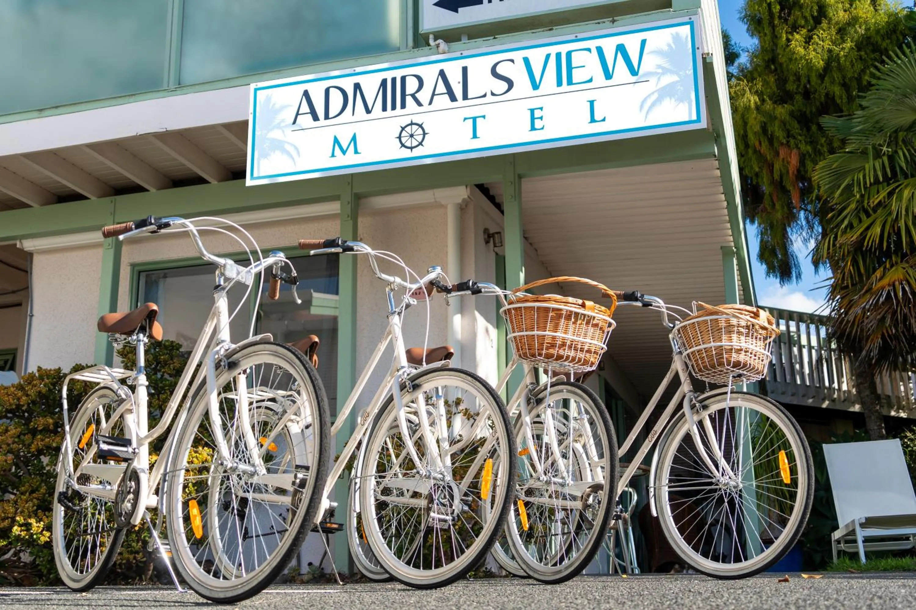 Day in ASURE Admirals View Motel