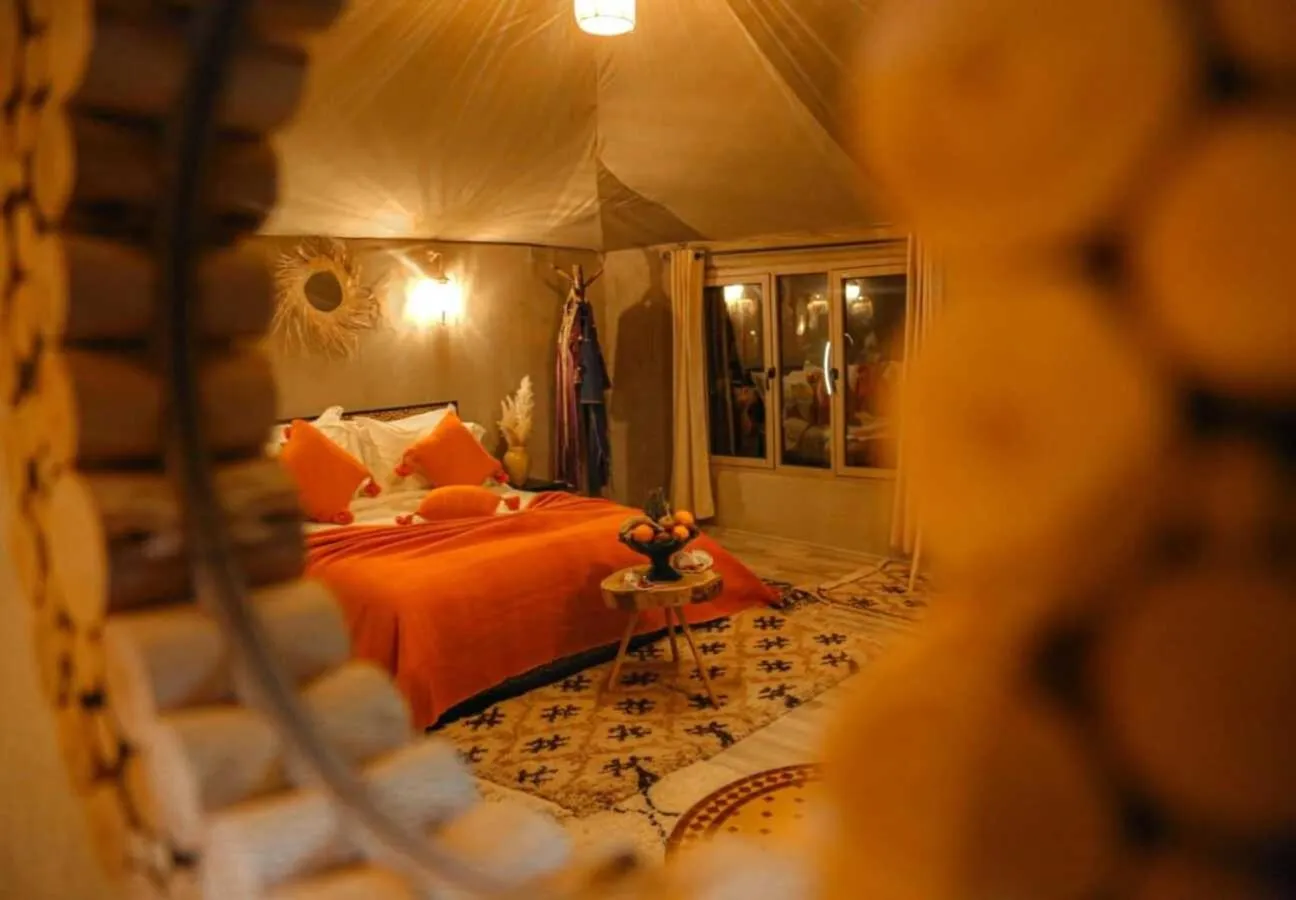 Bed in RiadSuerteloca Merzouga