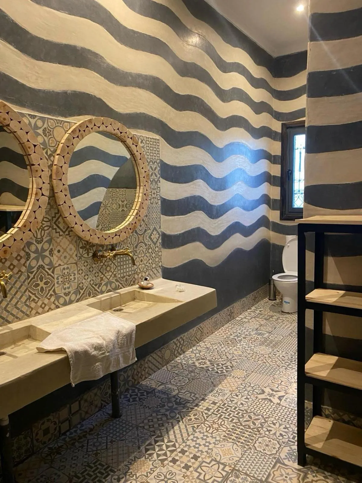 Bathroom in RiadSuerteloca Merzouga