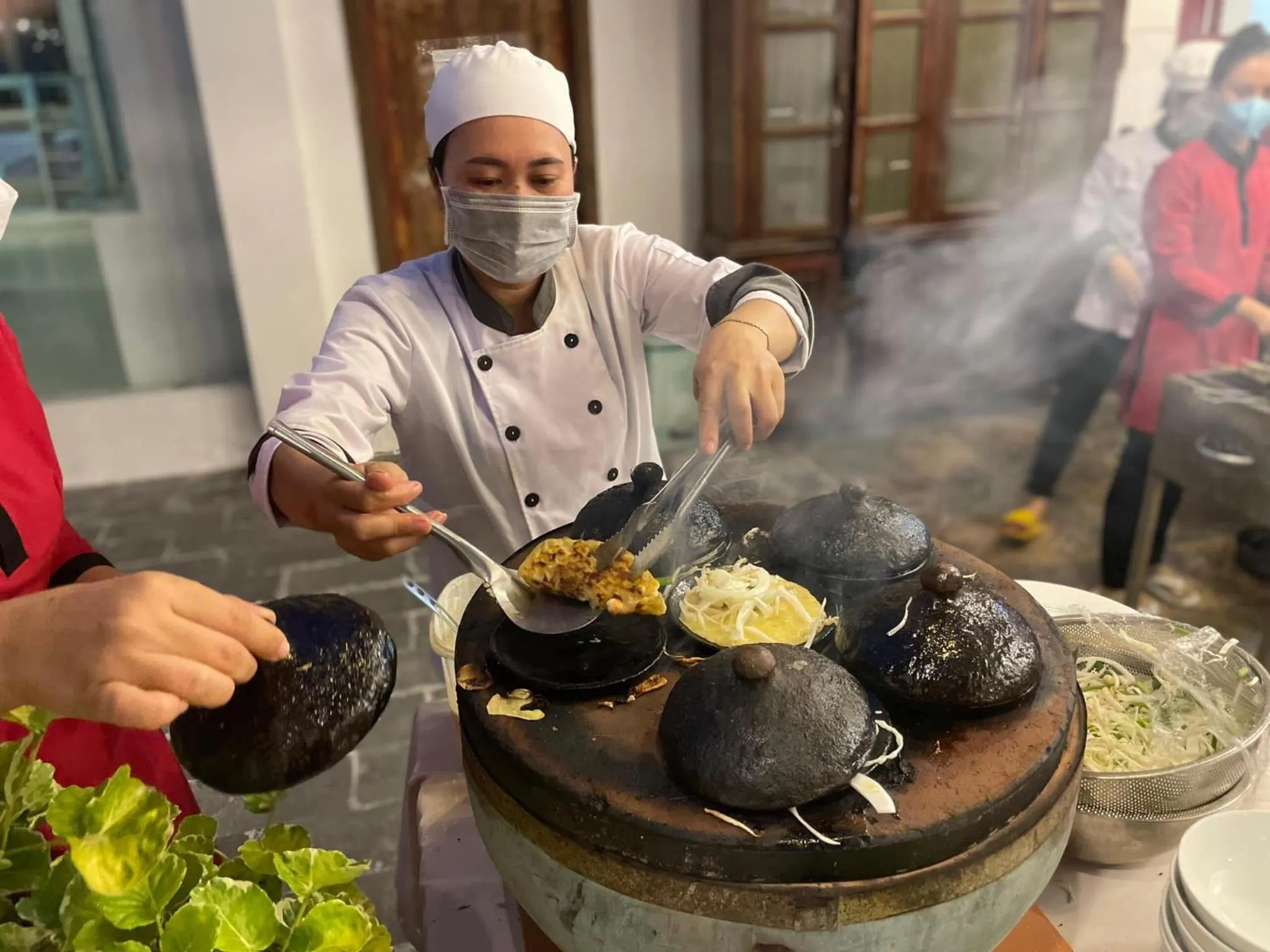 Restaurant/places to eat in Full Moon Village Resort