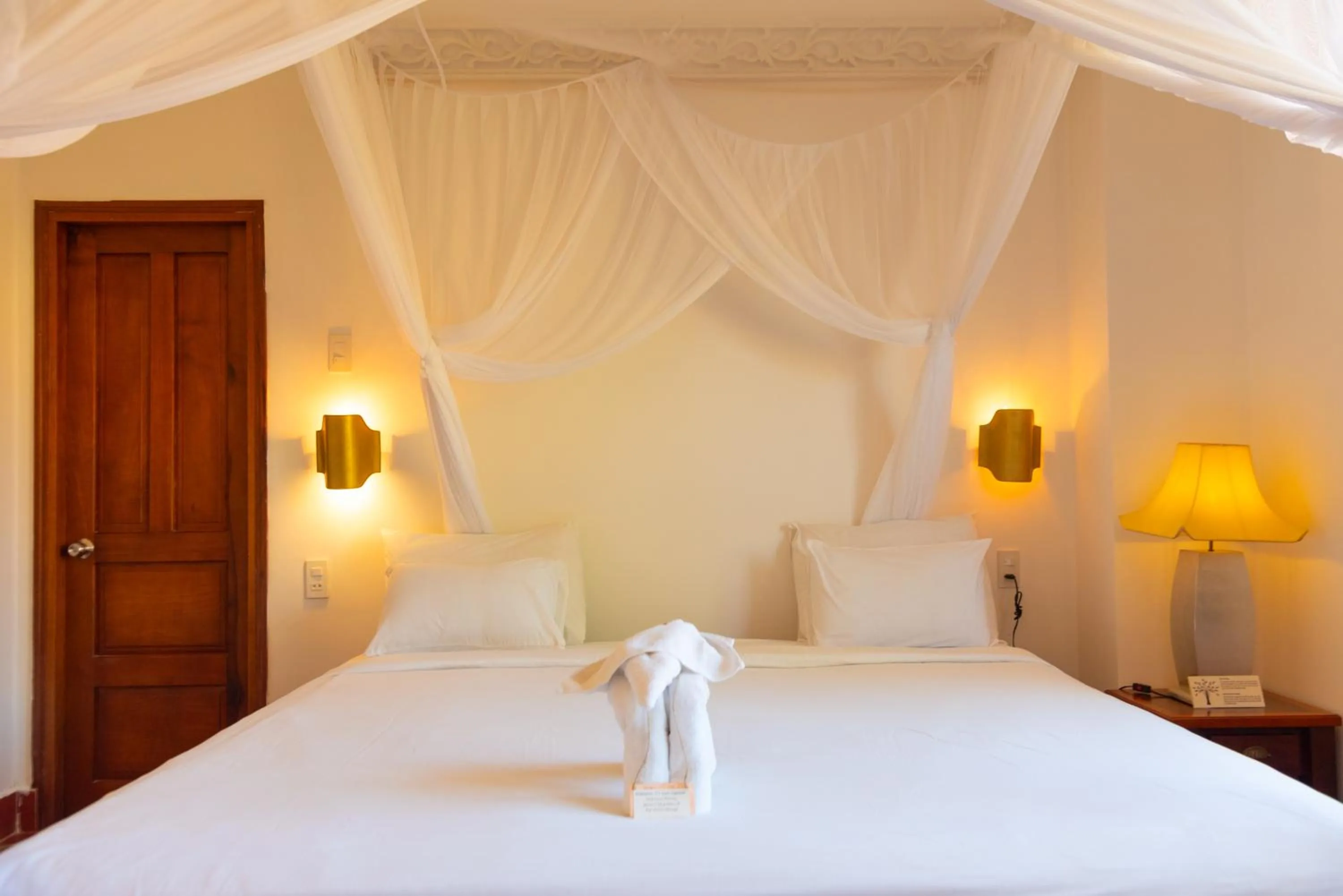 Bed in Full Moon Village Resort