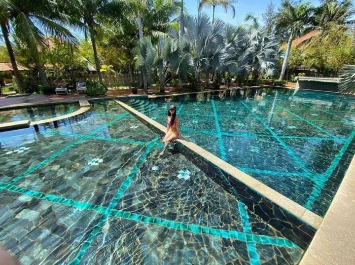 Swimming pool in Full Moon Village Resort