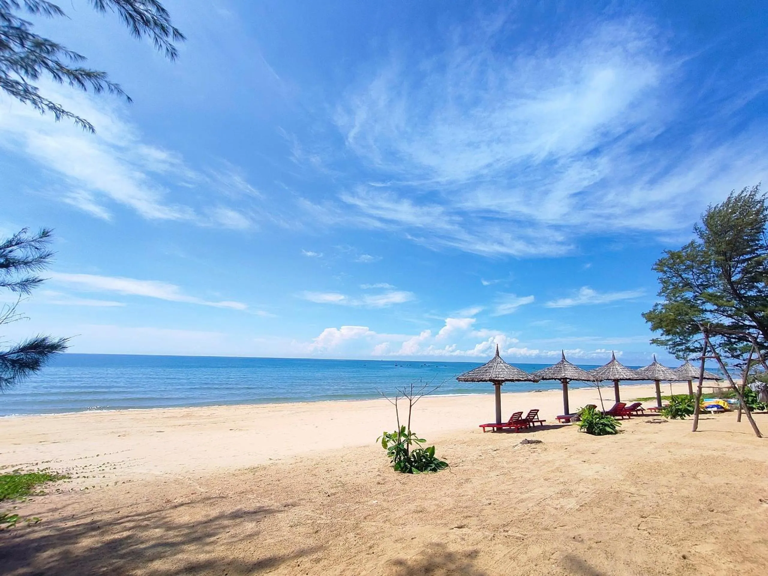 Beach in Full Moon Village Resort