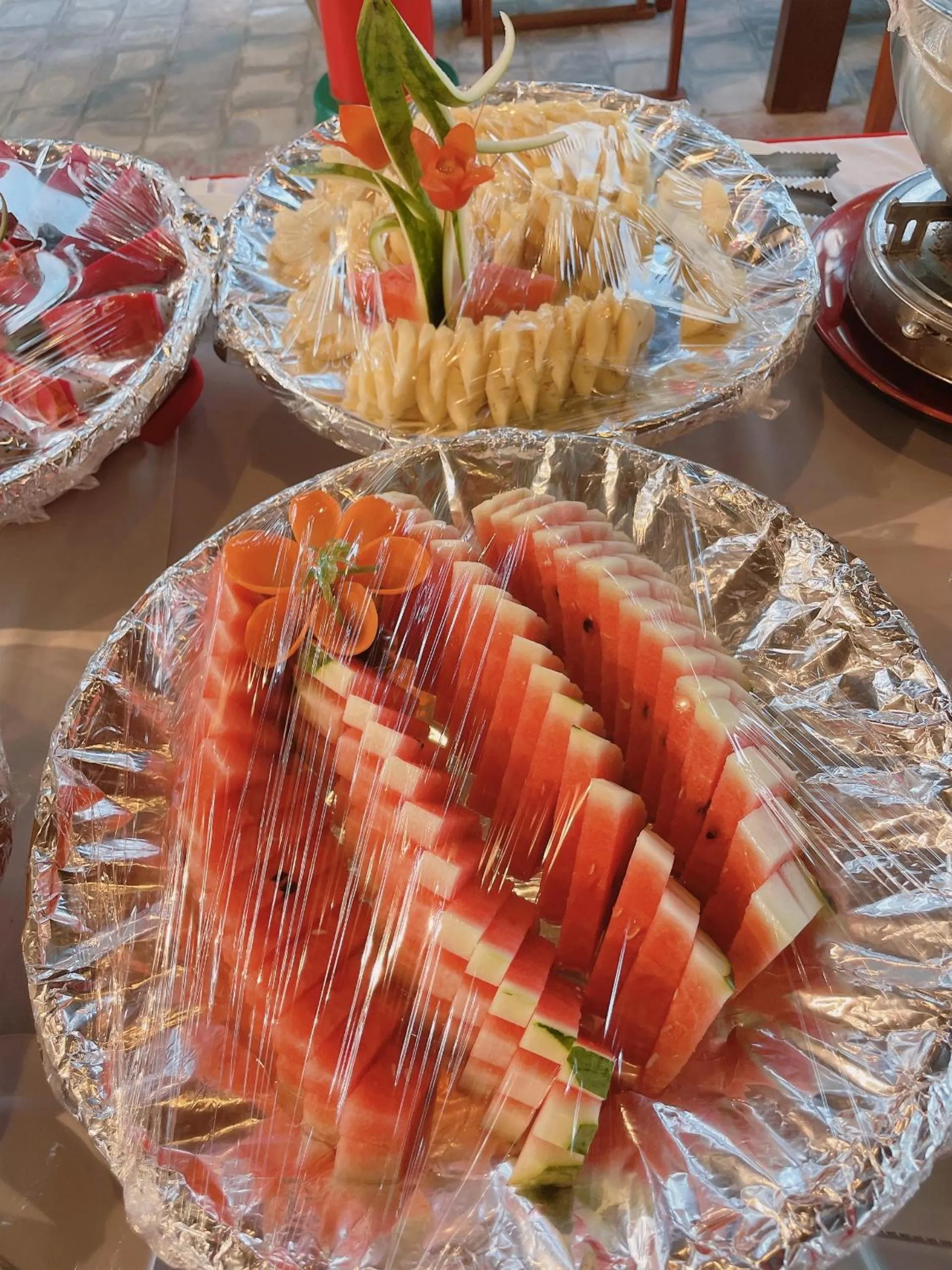 Restaurant/places to eat in Full Moon Village Resort