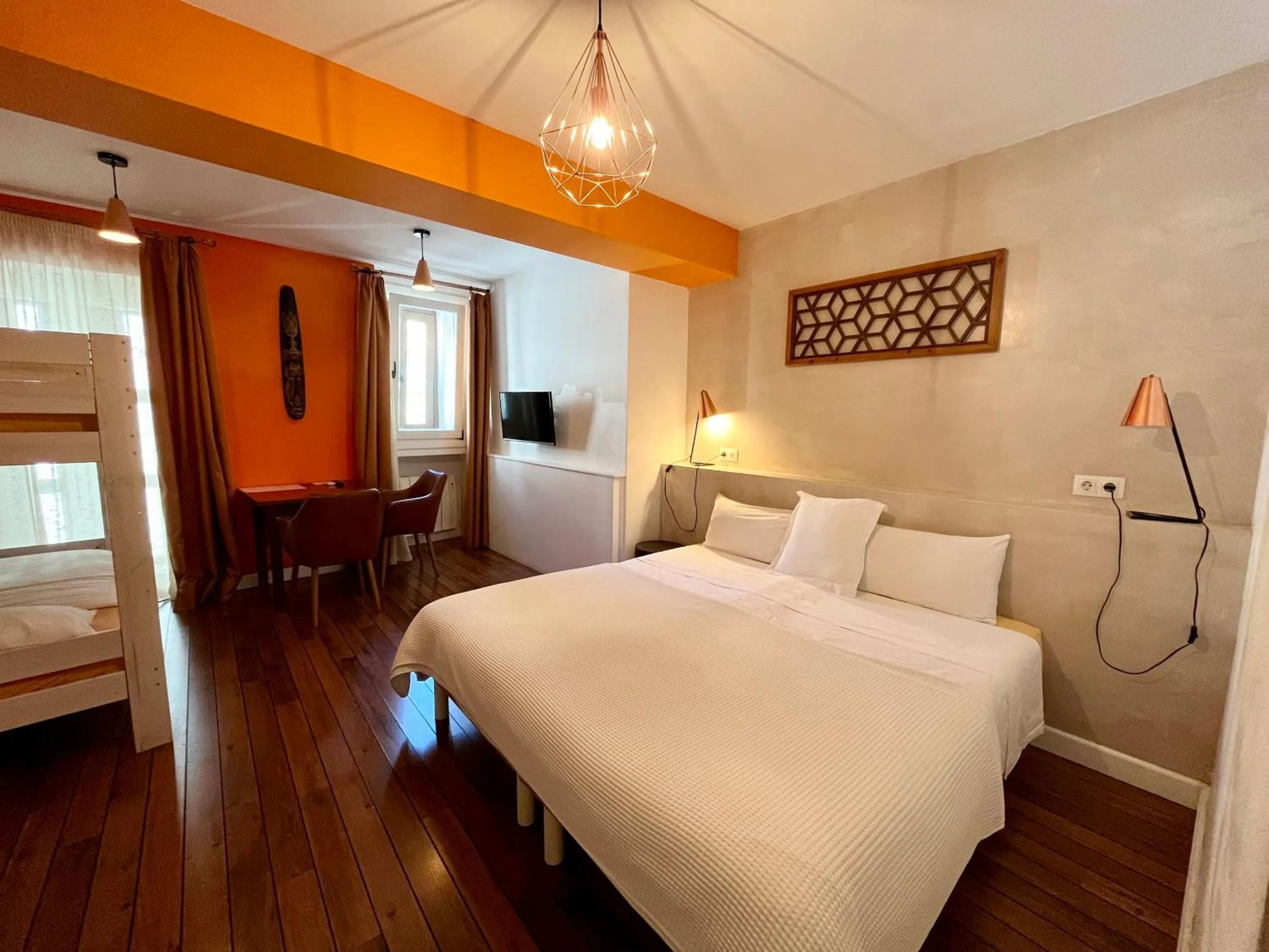 Photo of the whole room in Boabdil Guesthouse