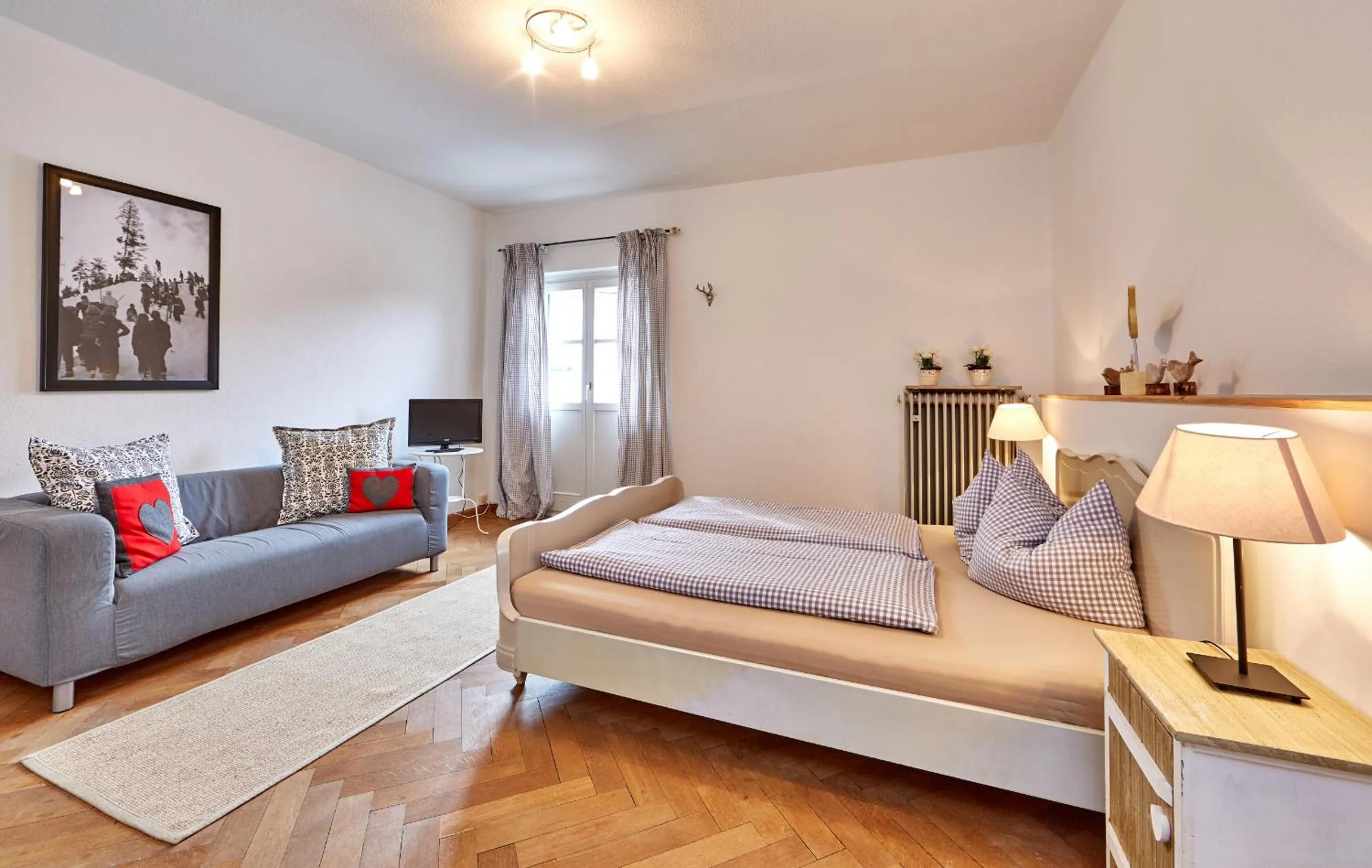 Photo of the whole room, Bed in Olympiahaus