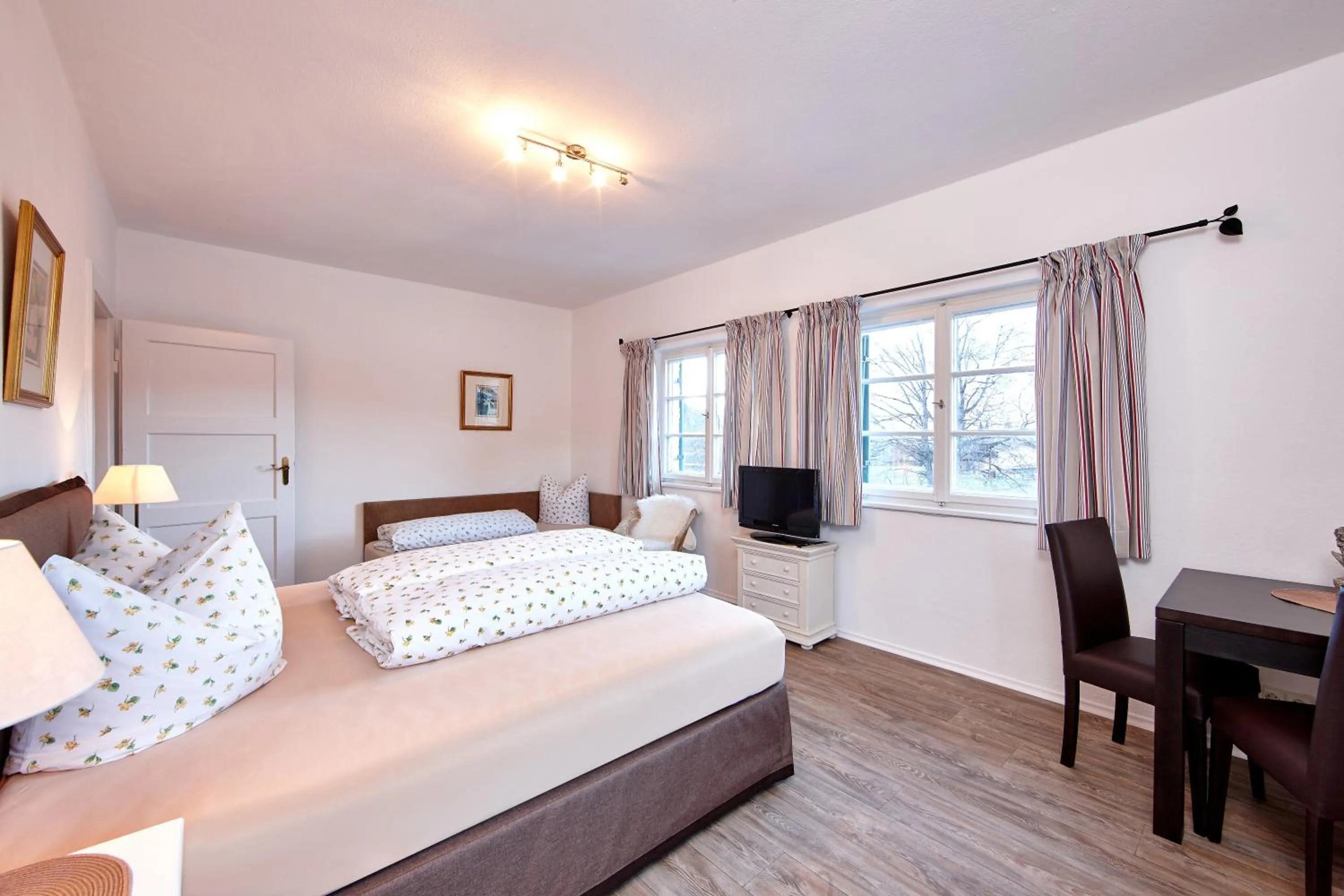 Bedroom, Bed in Olympiahaus