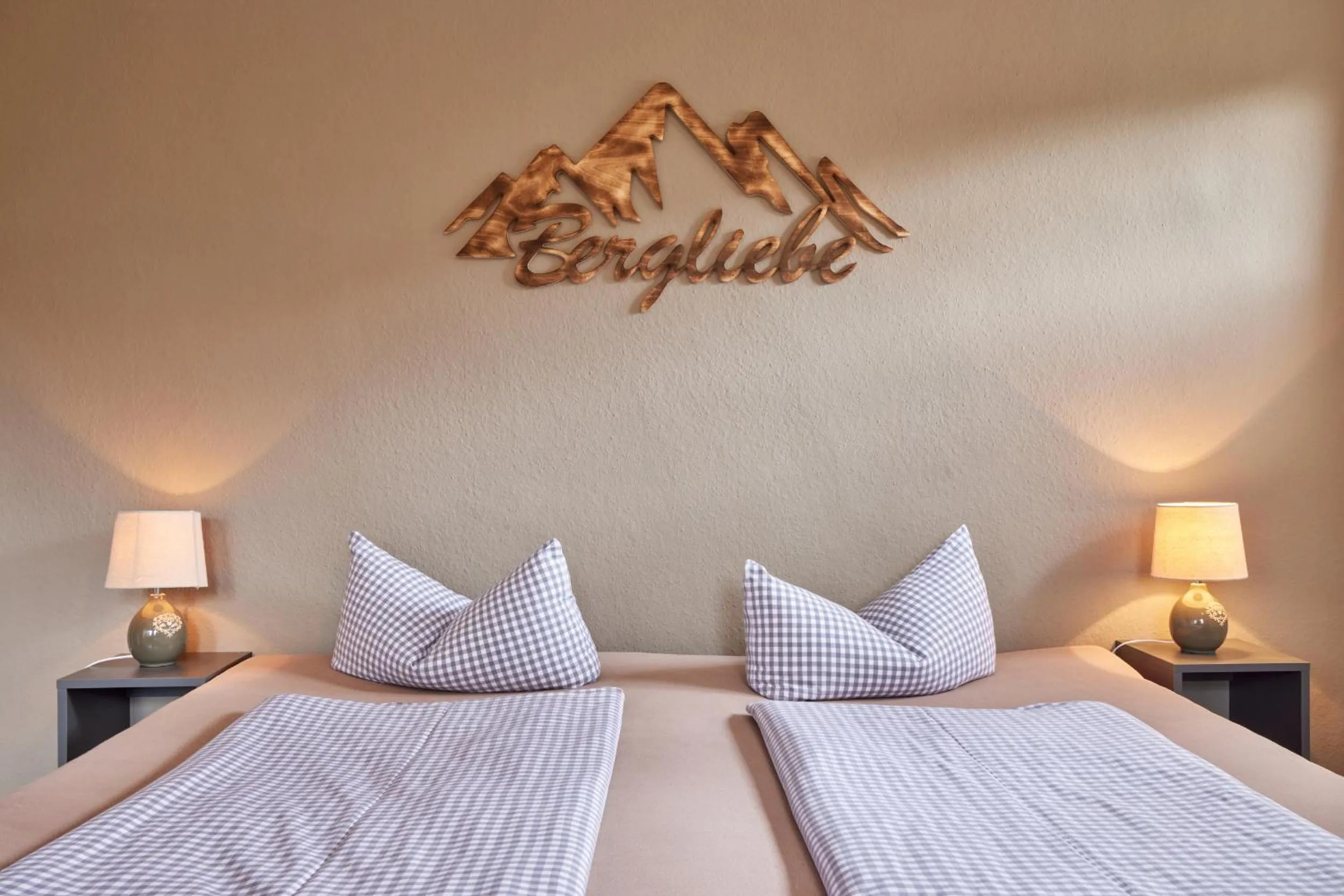 Bedroom, Bed in Olympiahaus