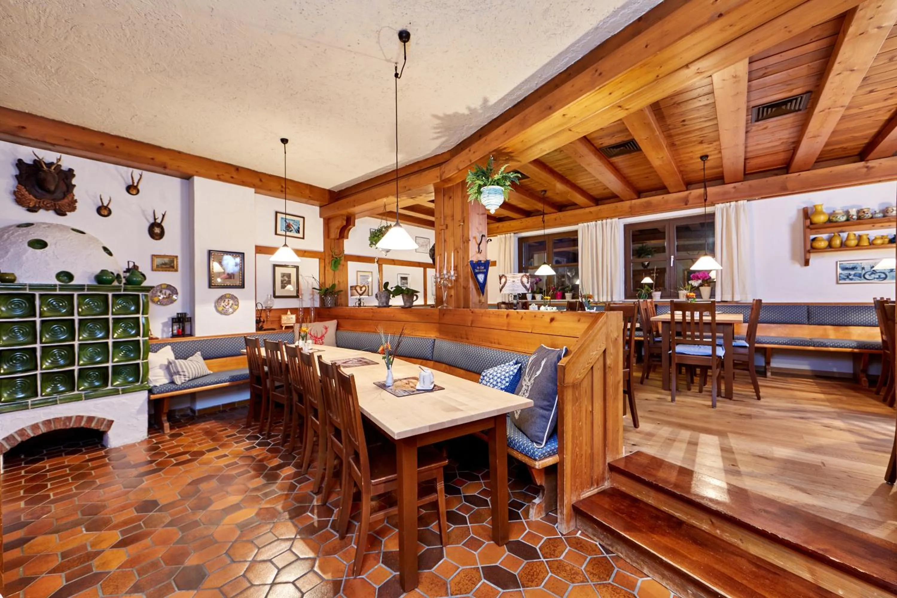 Decorative detail in Olympiahaus