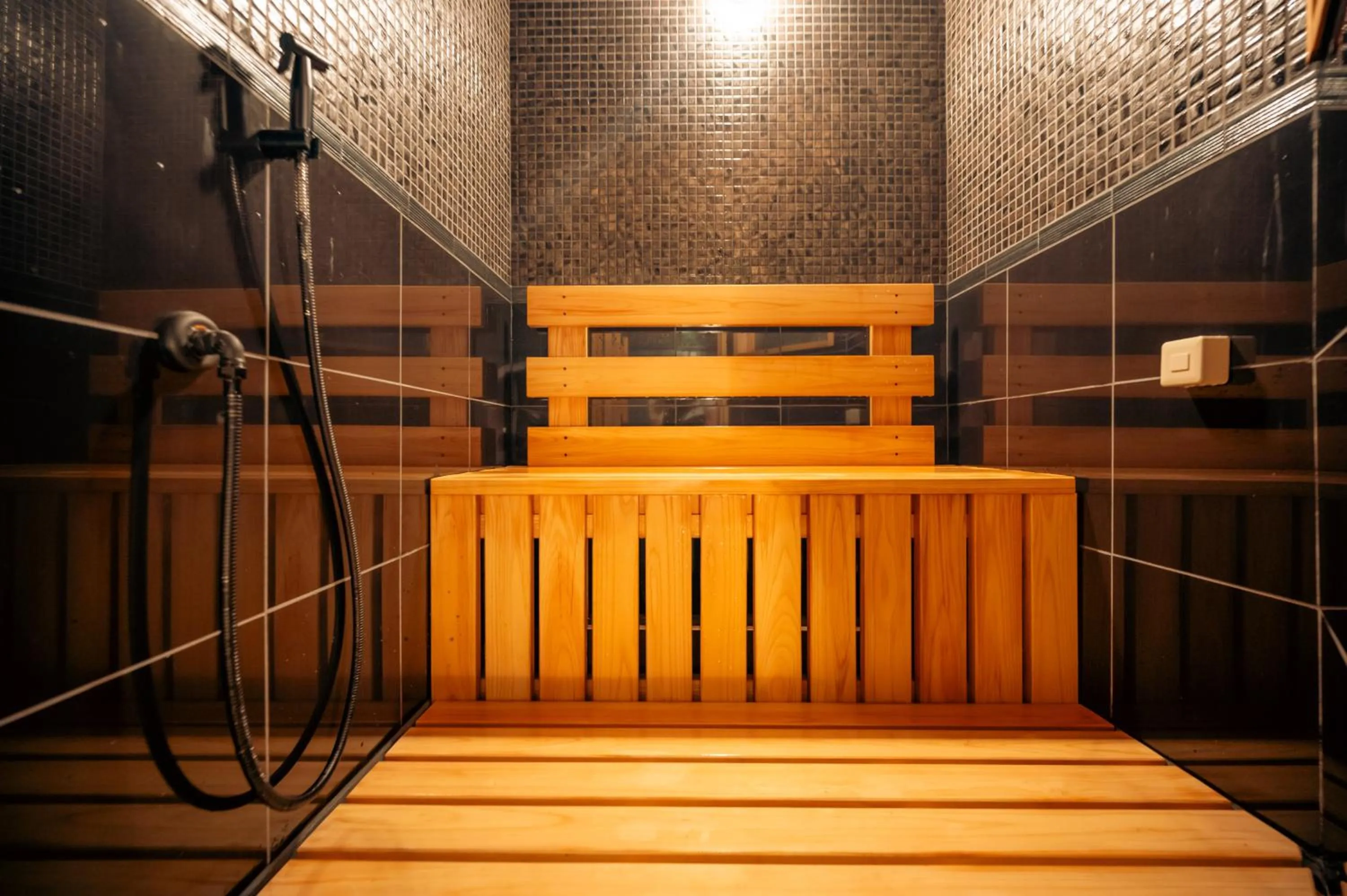 Steam room in Hotel Hanakoyado