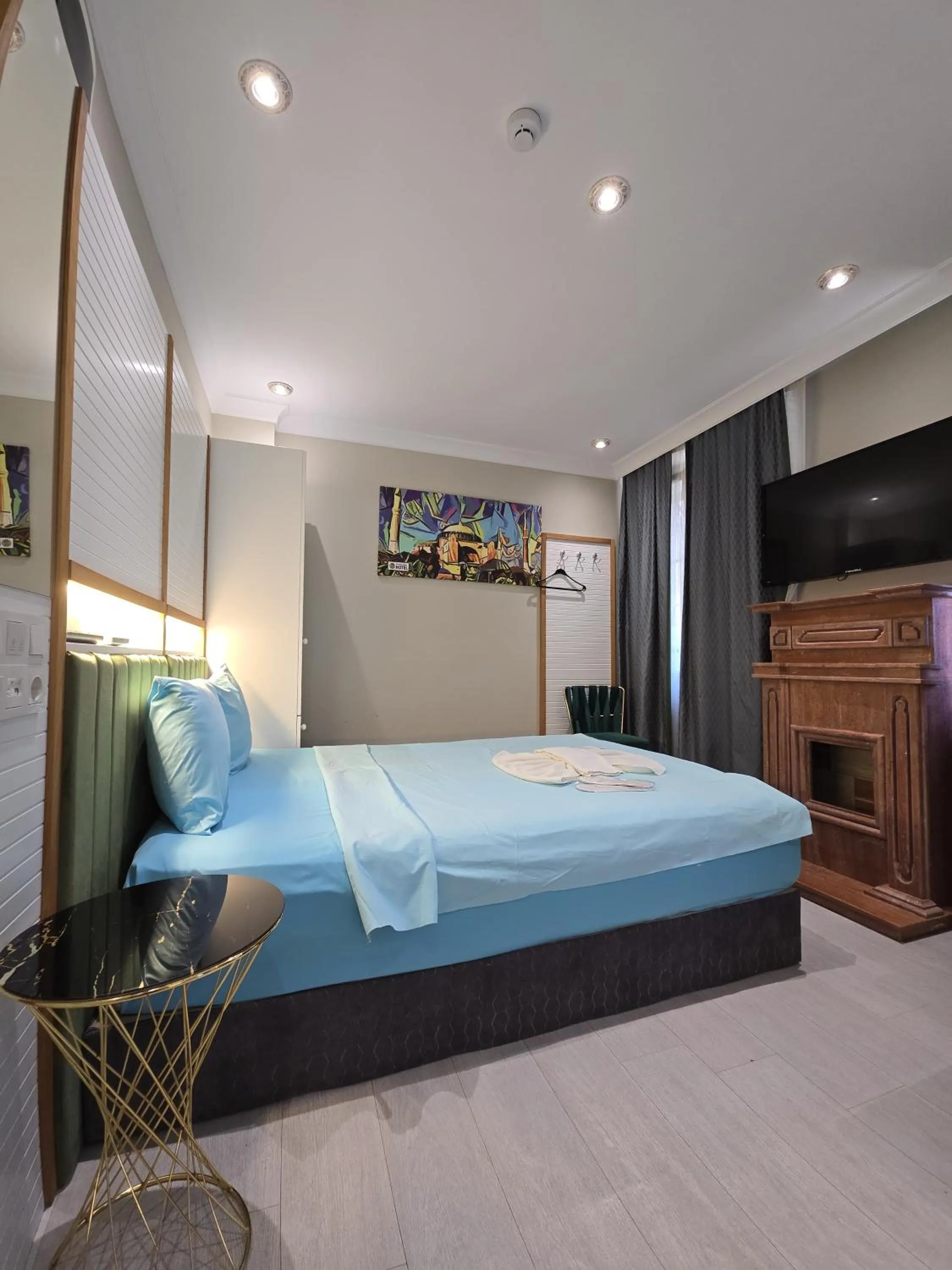 Bed in The Empress Theodora Hotel ll