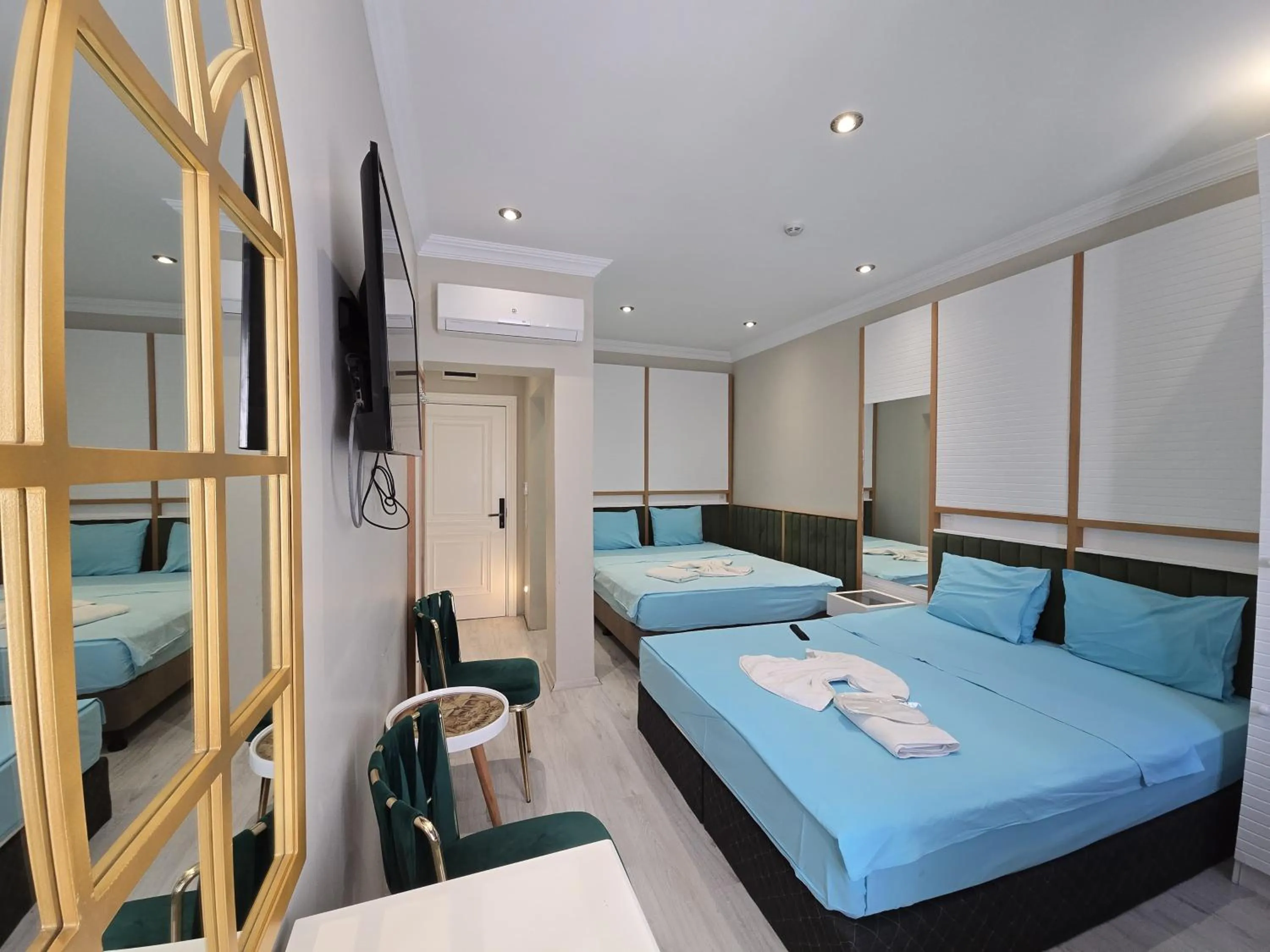 Bed in The Empress Theodora Hotel ll