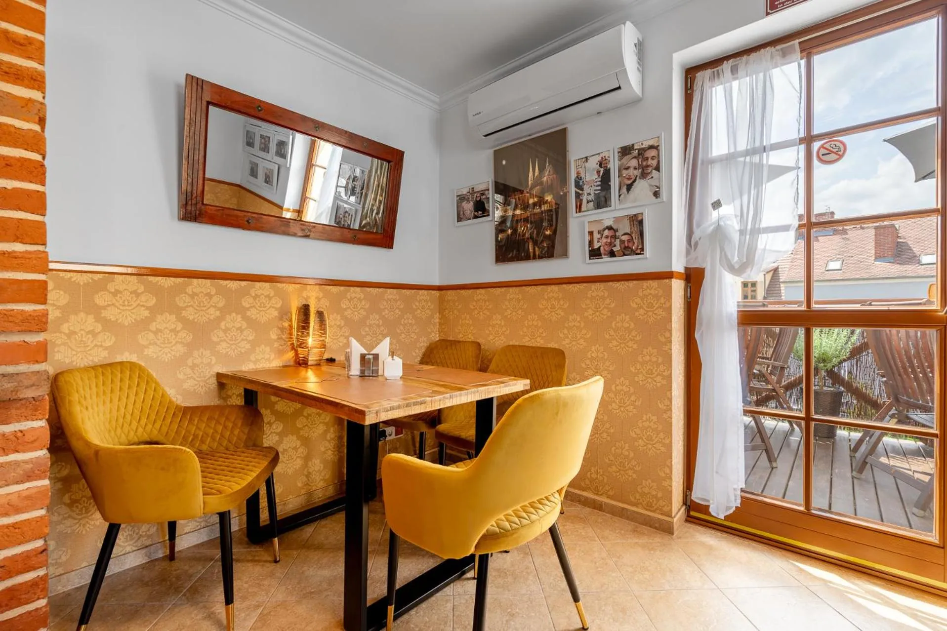 Lounge or bar in Pensjonat Miejski