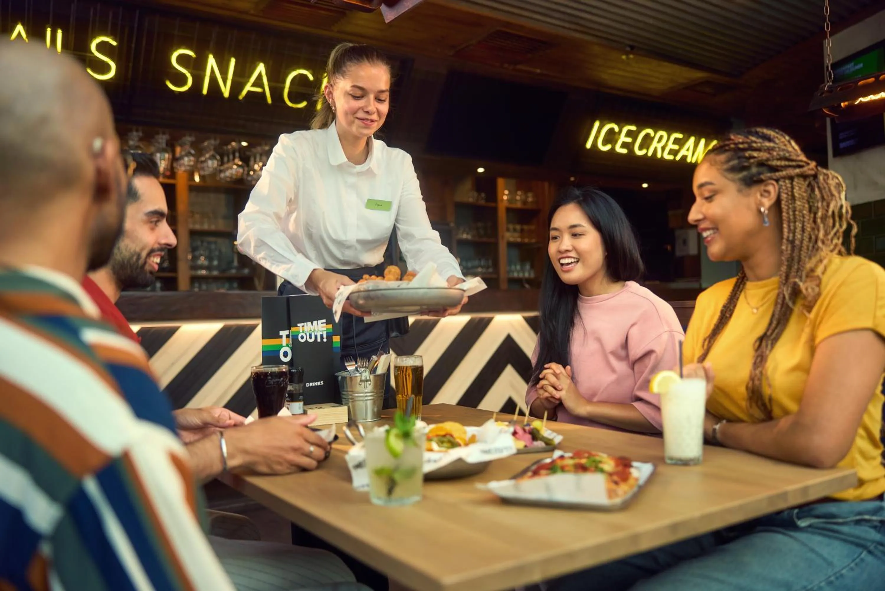 Restaurant/places to eat in Center Parcs Vossemeren