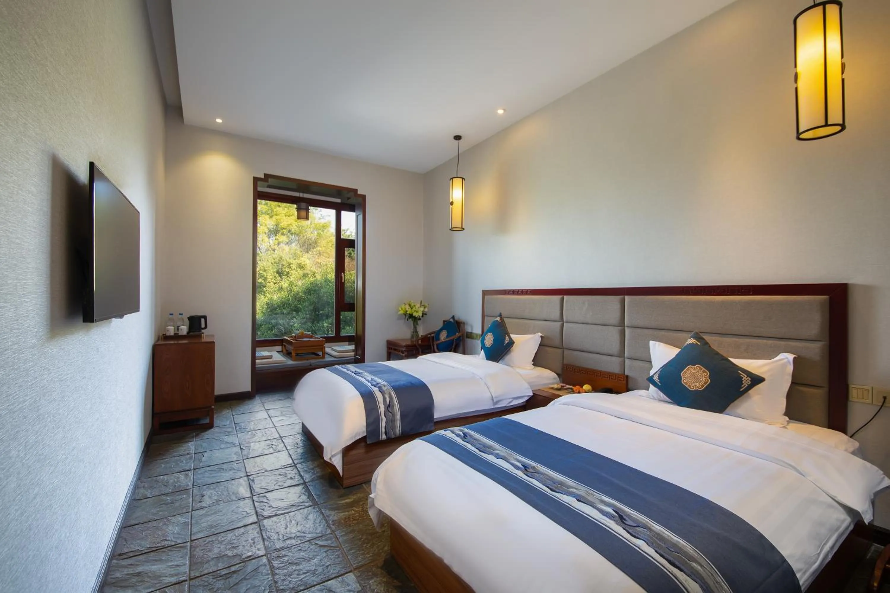 Photo of the whole room, Bed in Aroma Tea House