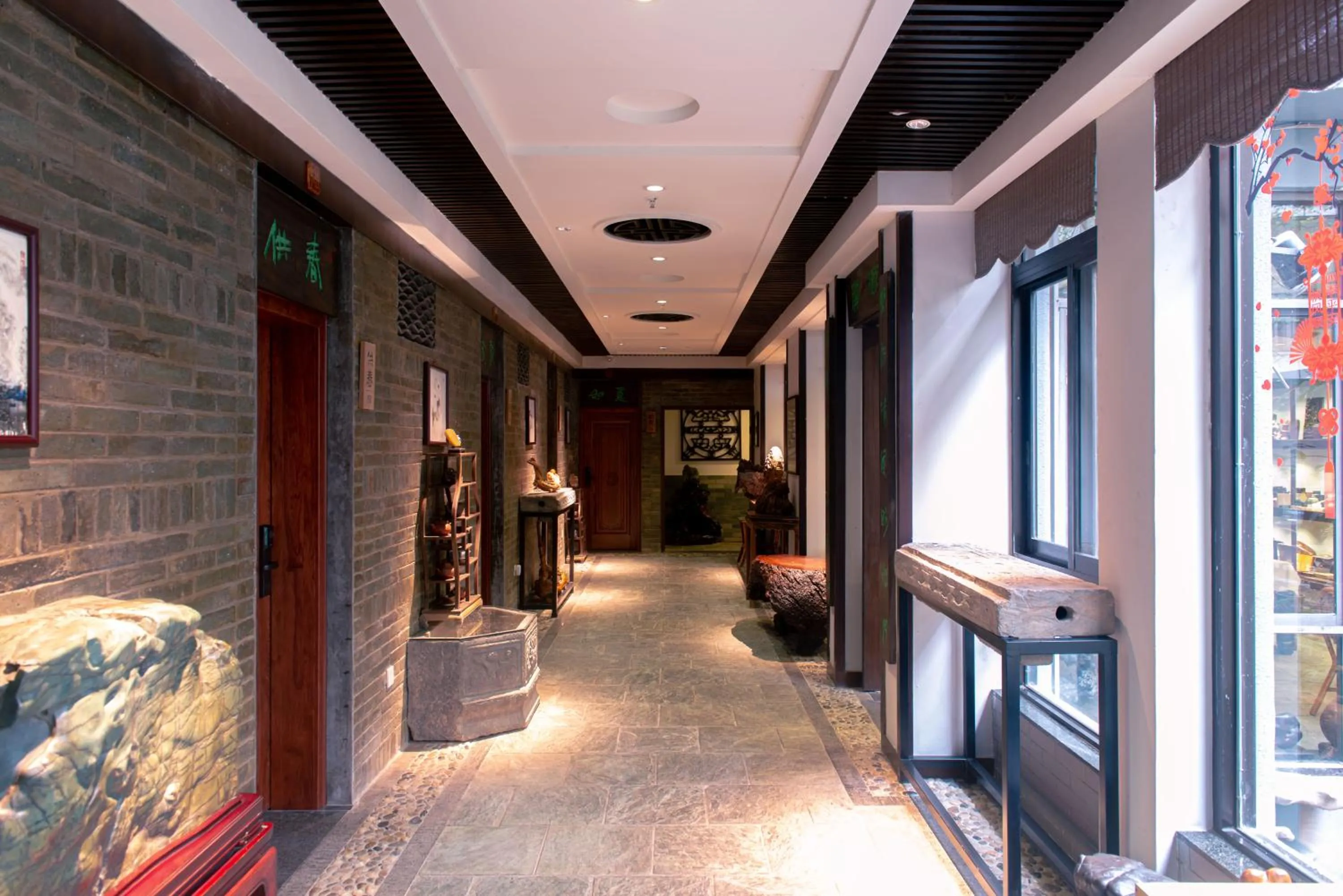 Decorative detail in Aroma Tea House