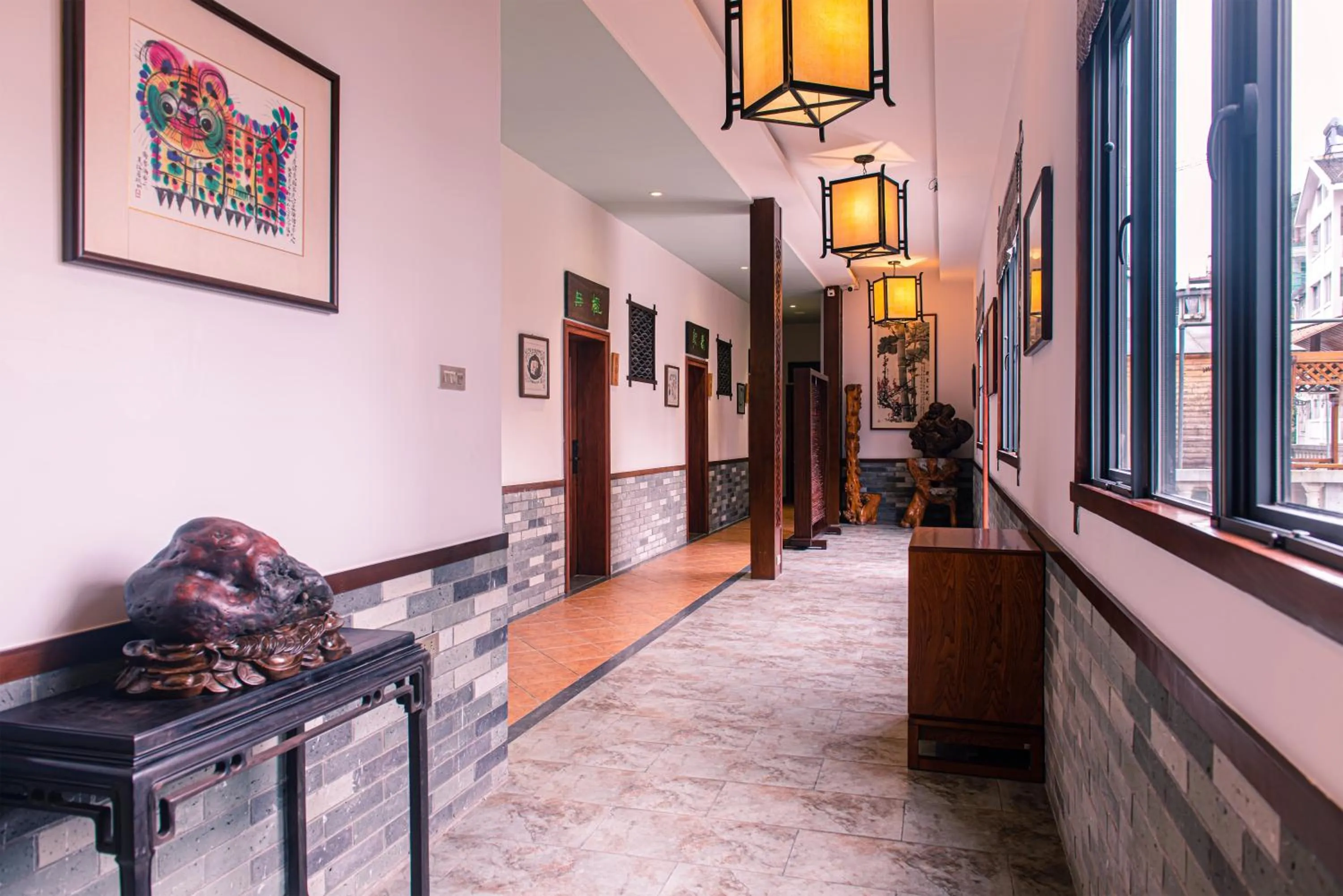 Decorative detail in Aroma Tea House