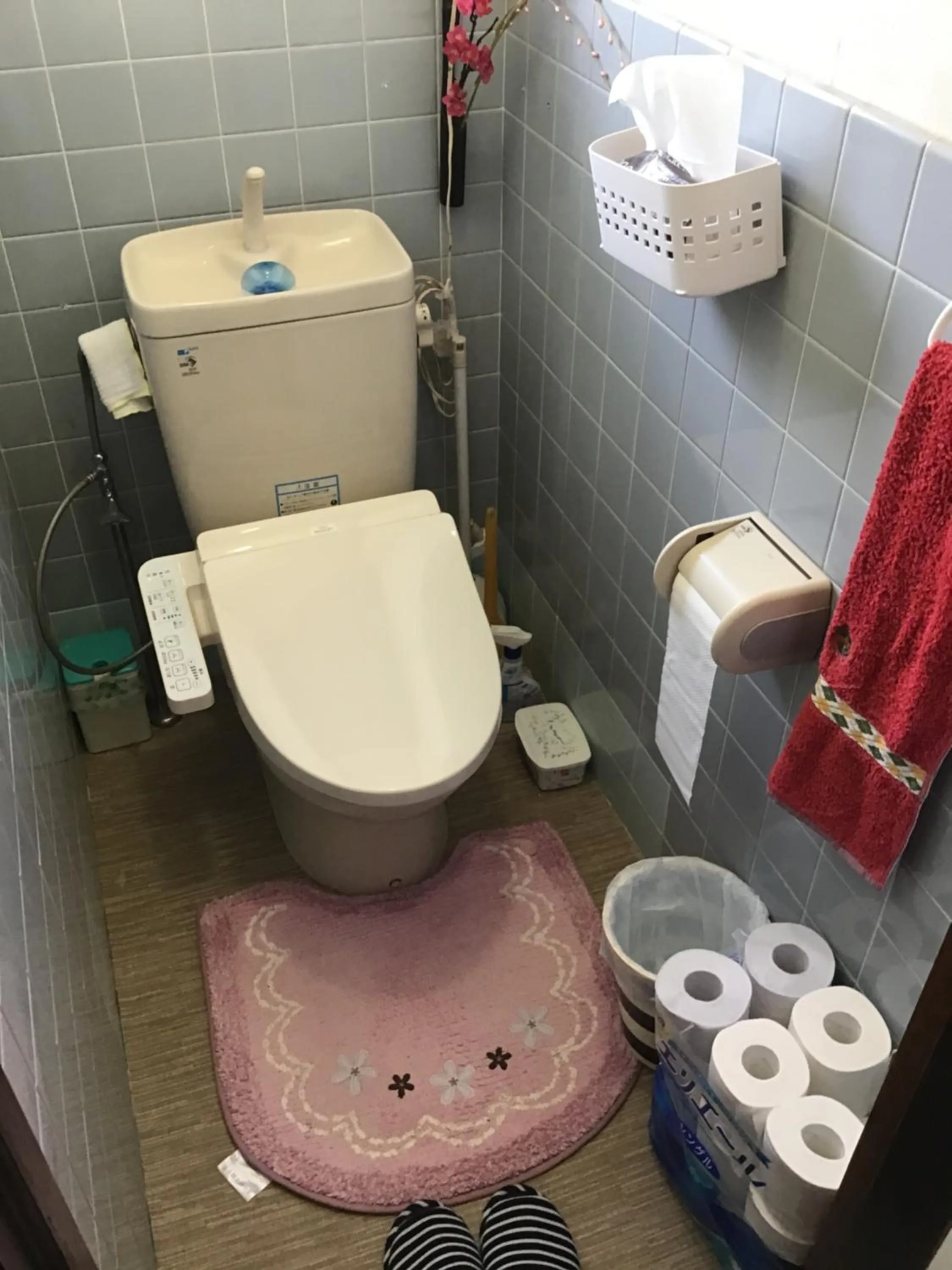 Toilet in Airport Osaka