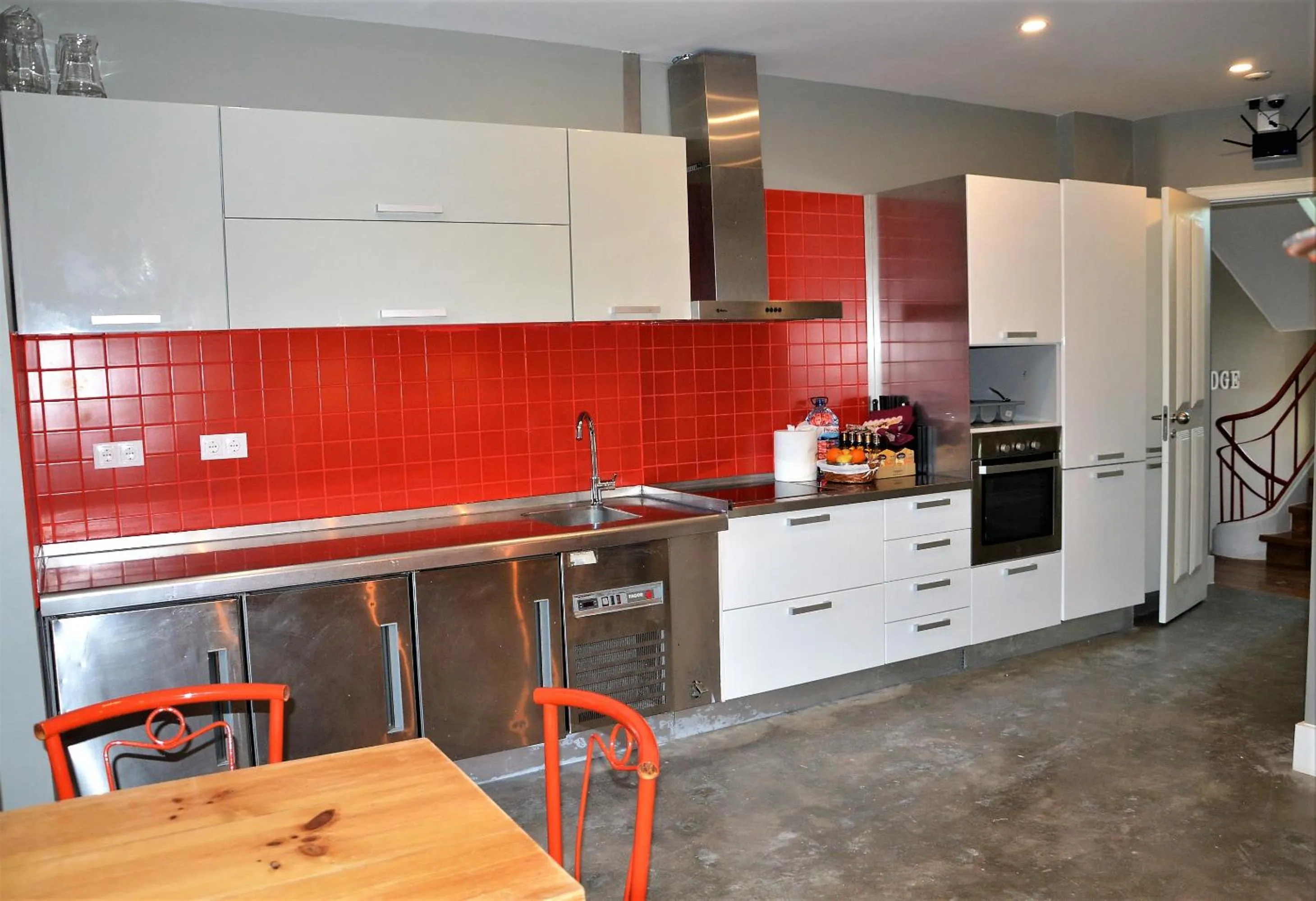 Kitchen or kitchenette in The Bridge