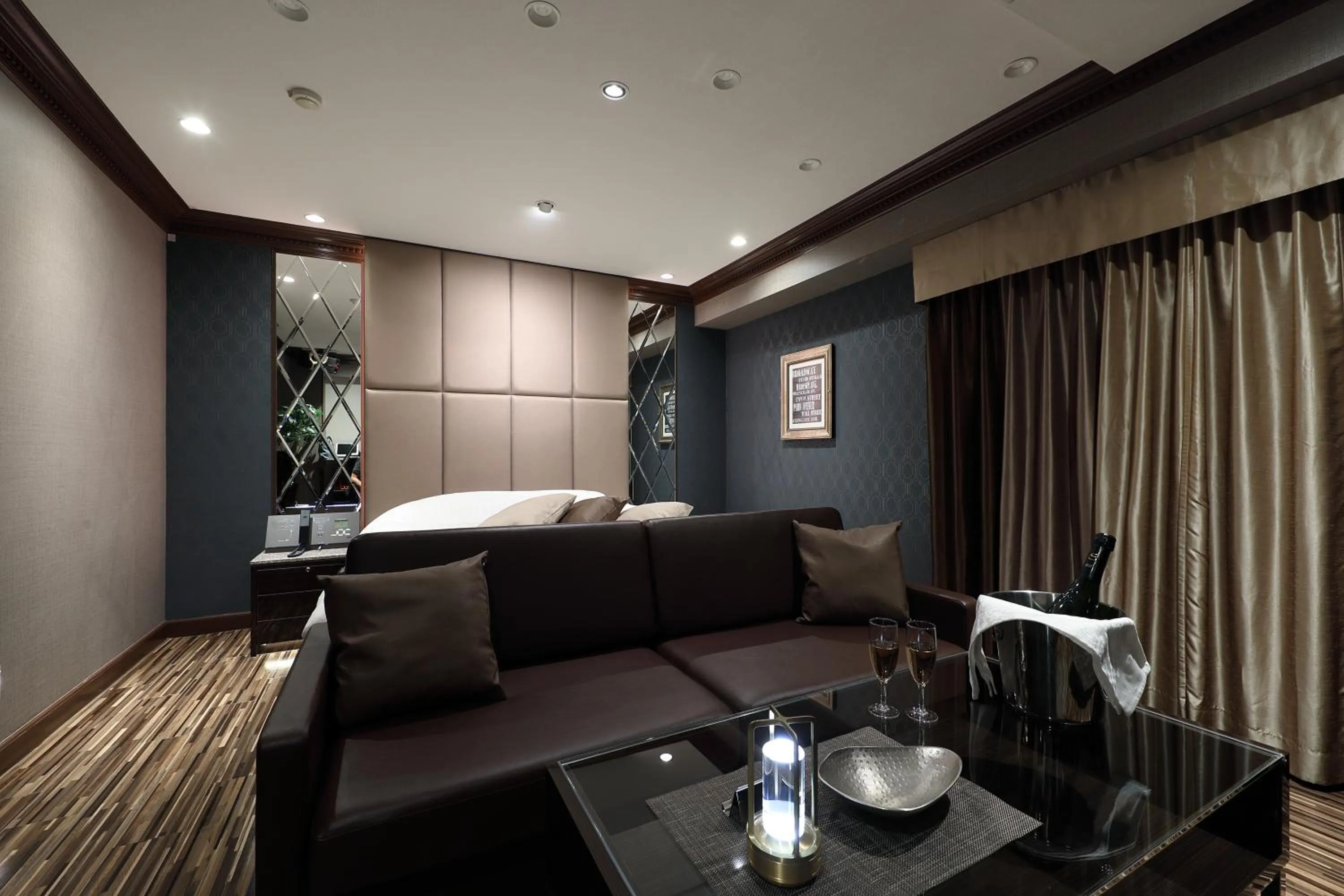 Photo of the whole room, Bed in Hotel Valentine Chiryu