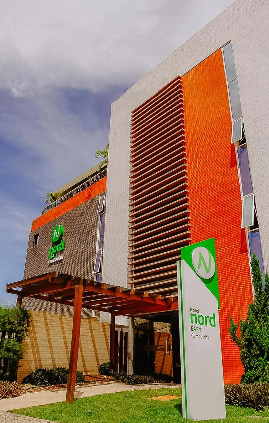 Property building in Nord Easy Camboinha