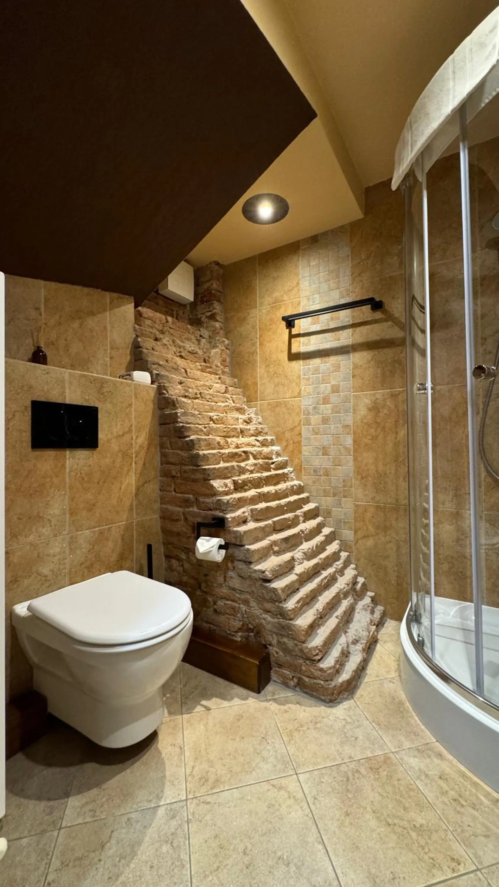 Shower in Villa Regia