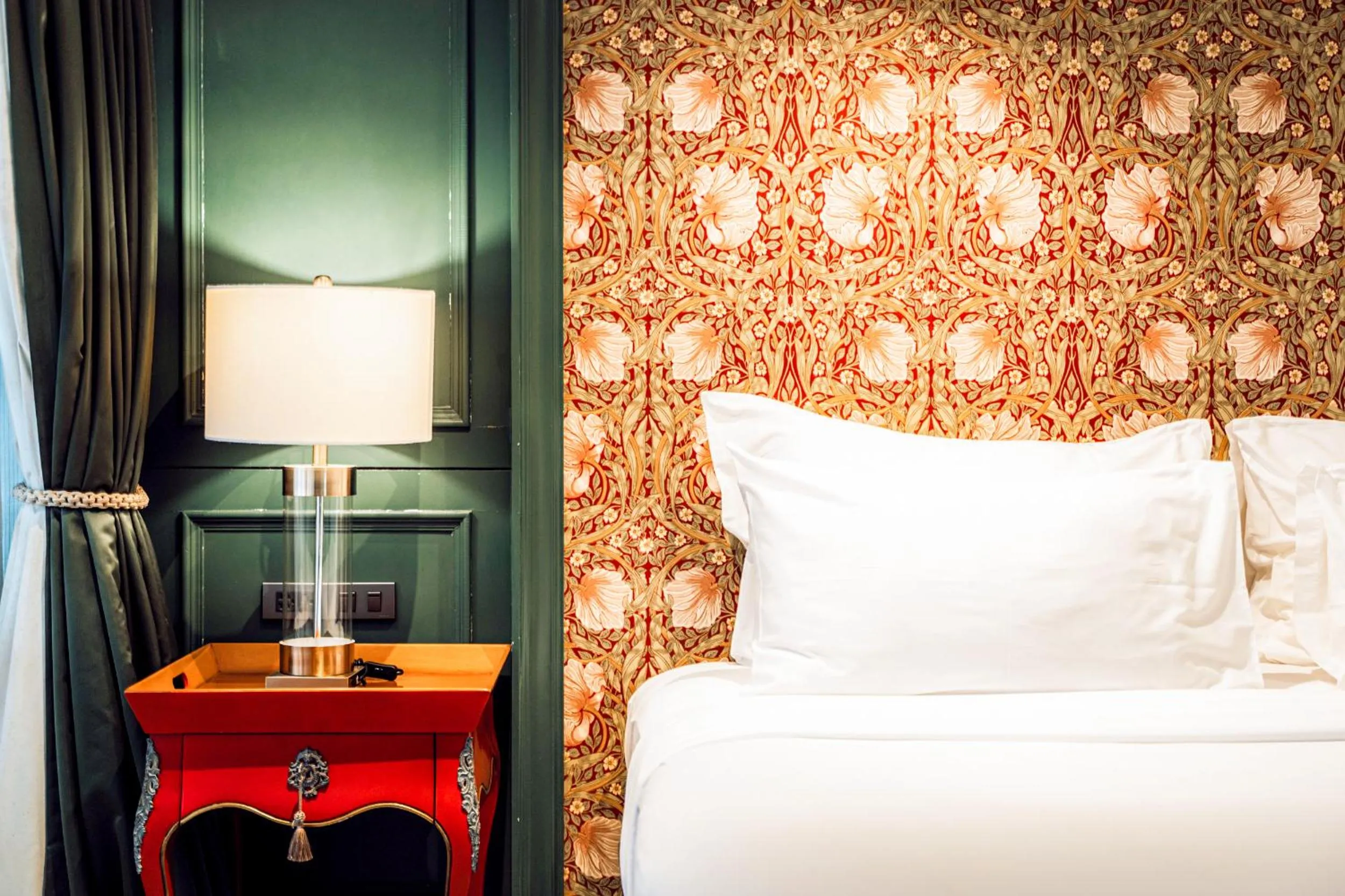 Bed in Chantra Khiri Chalet Chiang Mai