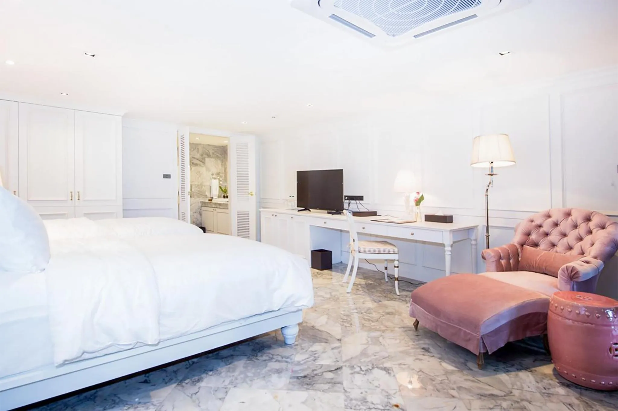 Bedroom, Bed in Chantra Khiri Chalet Chiang Mai