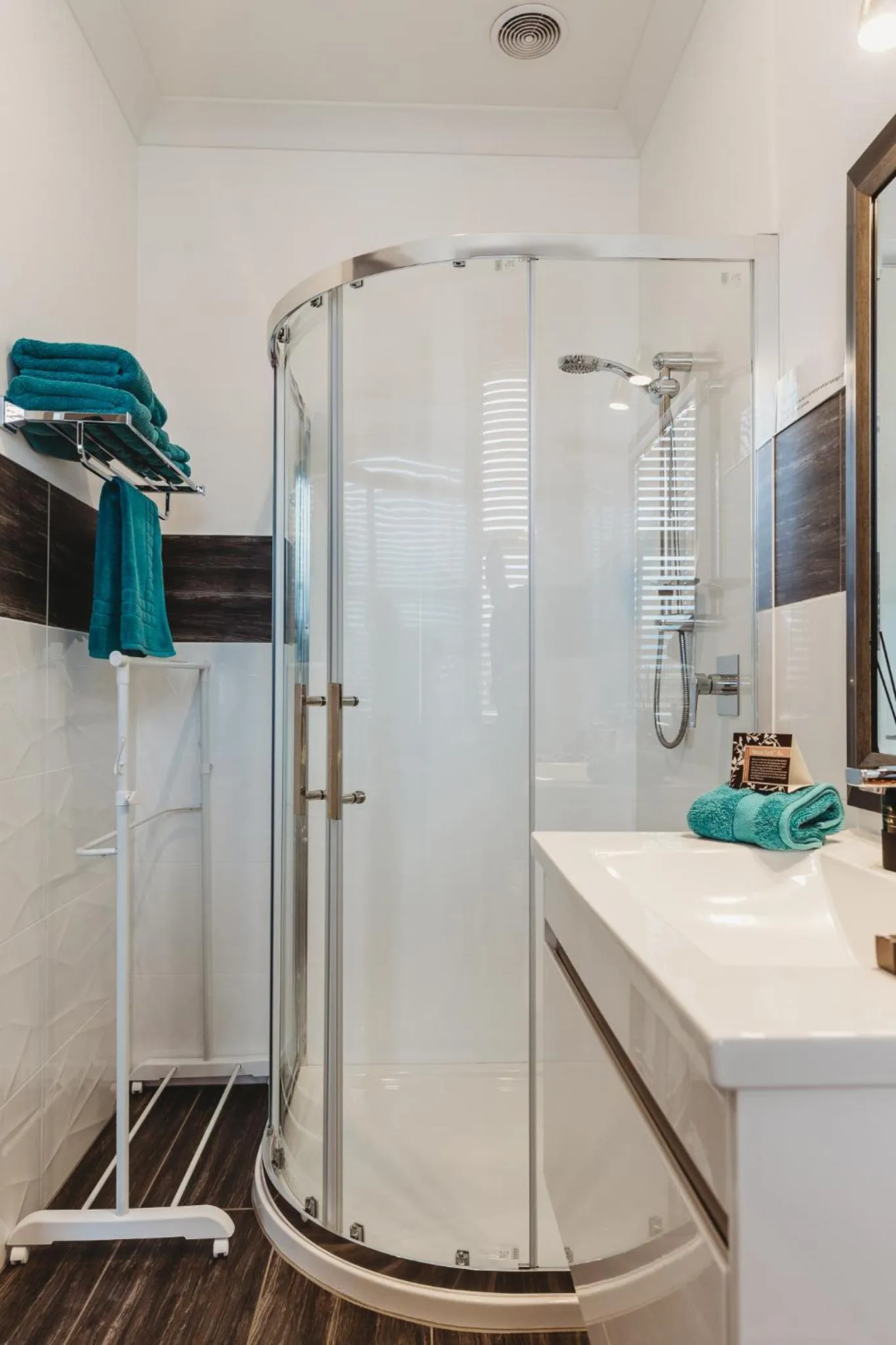 Talisman Hotel & Restaurant