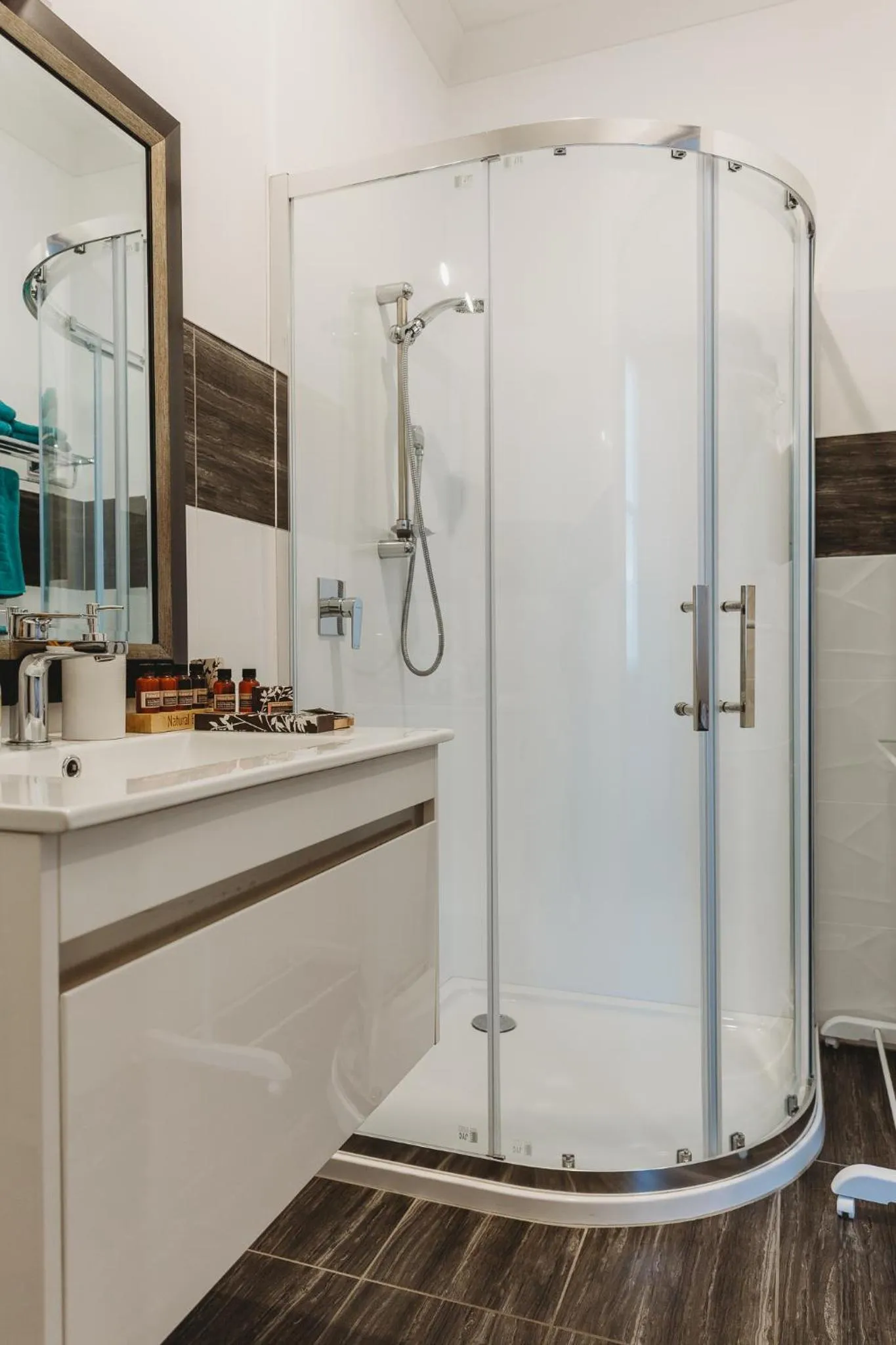 Talisman Hotel & Restaurant