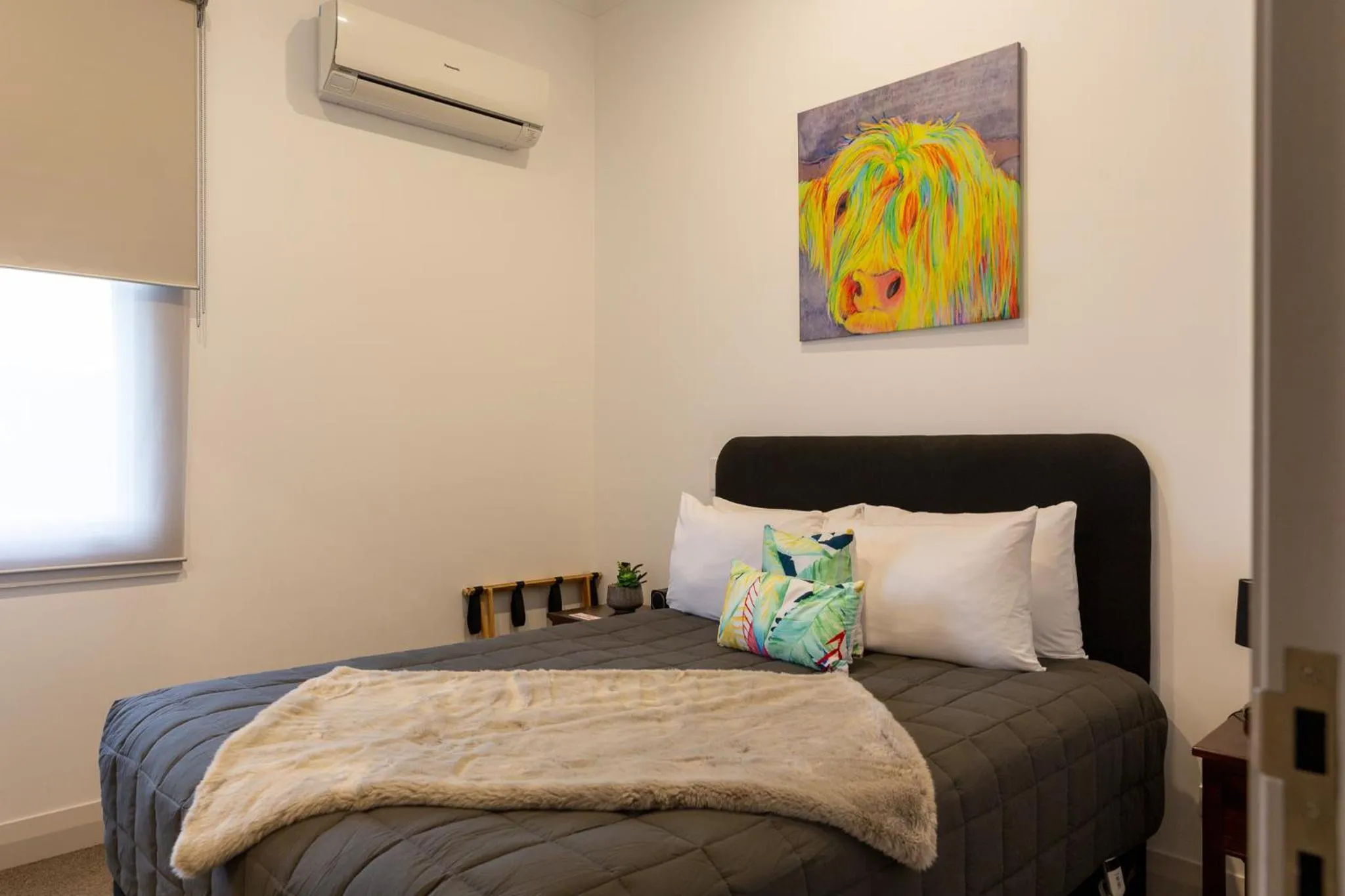 Bed in Talisman Hotel & Restaurant