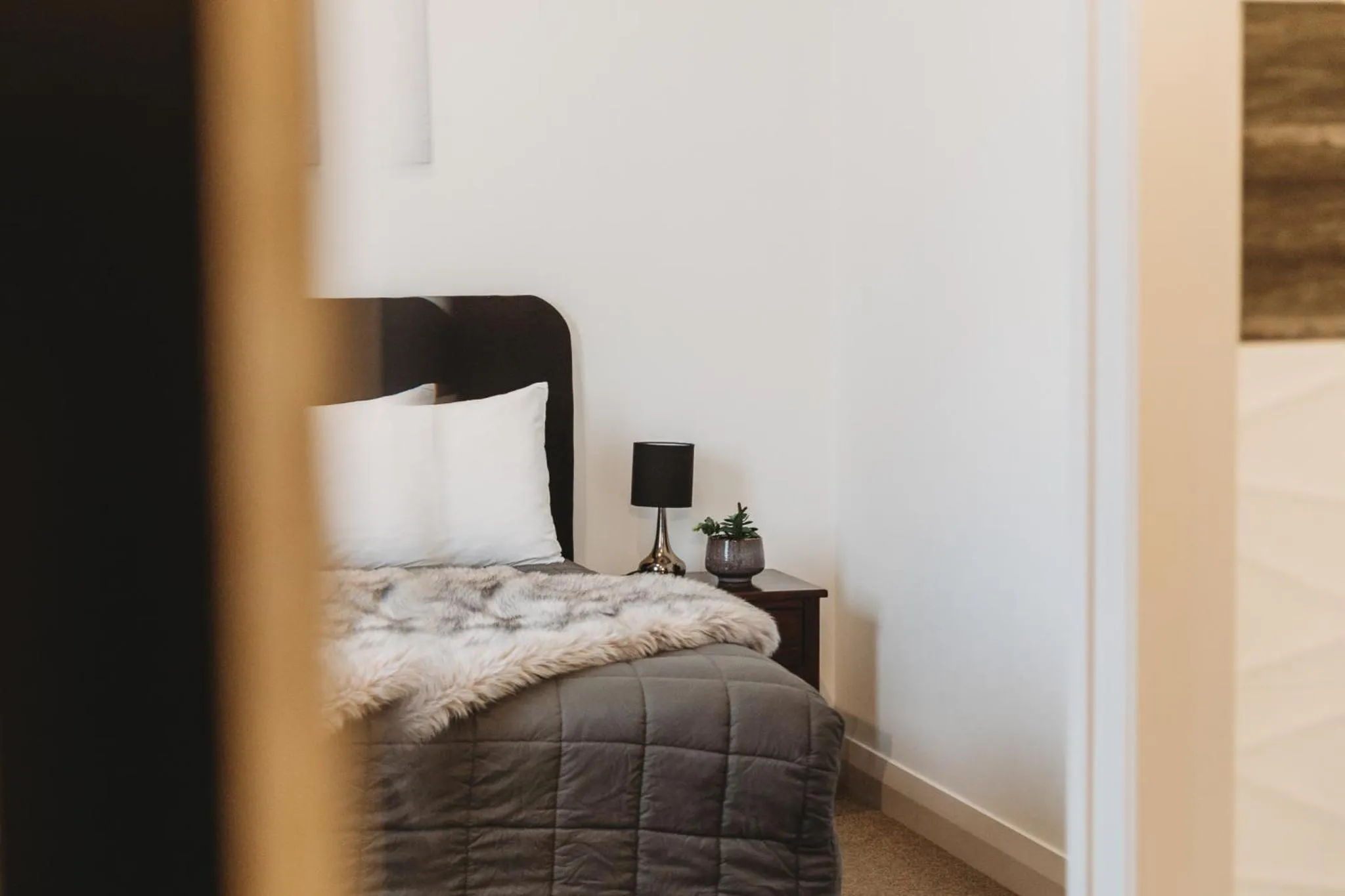 Bed in Talisman Hotel & Restaurant