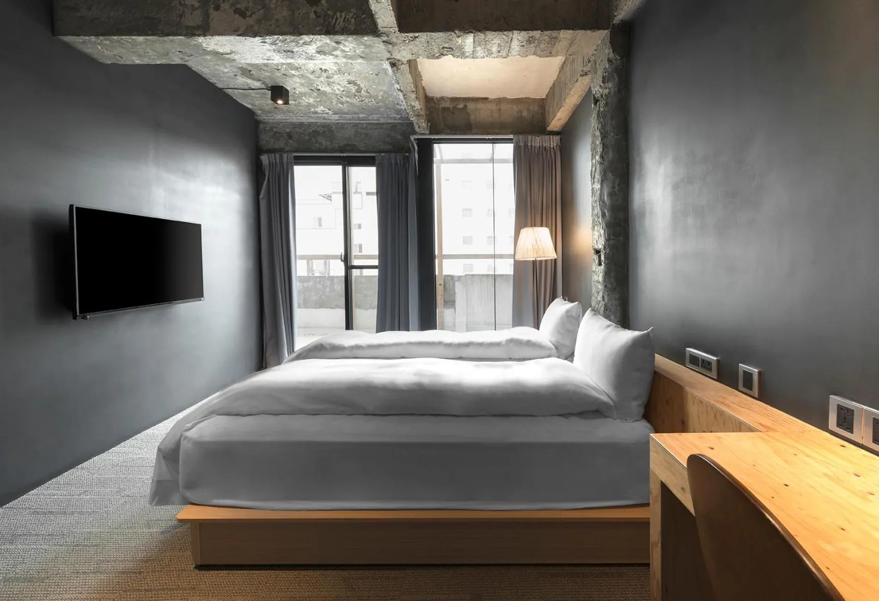 Photo of the whole room, Bed in SOF Hotel