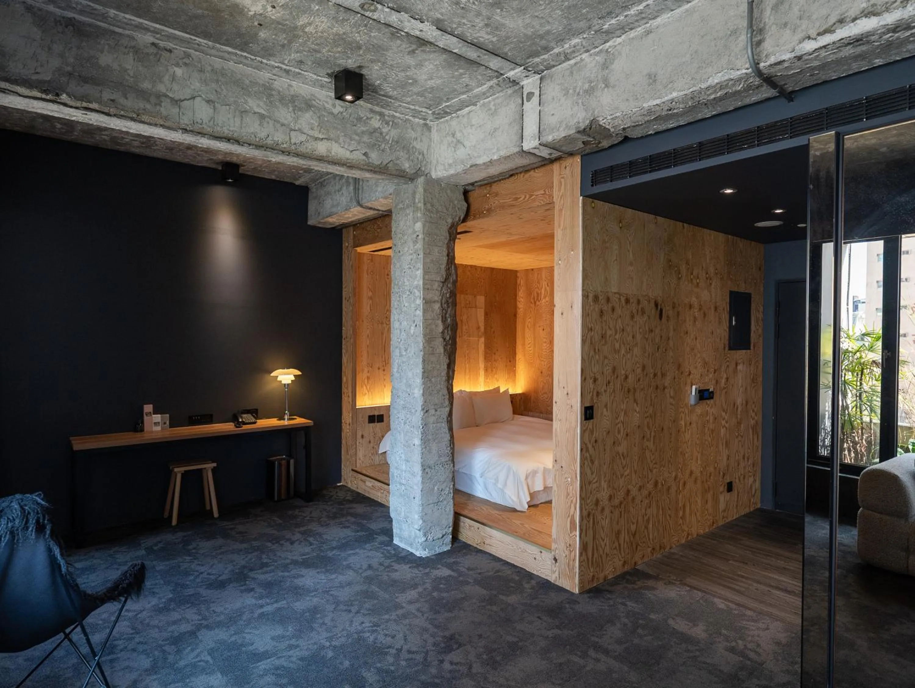 Photo of the whole room, Bed in SOF Hotel