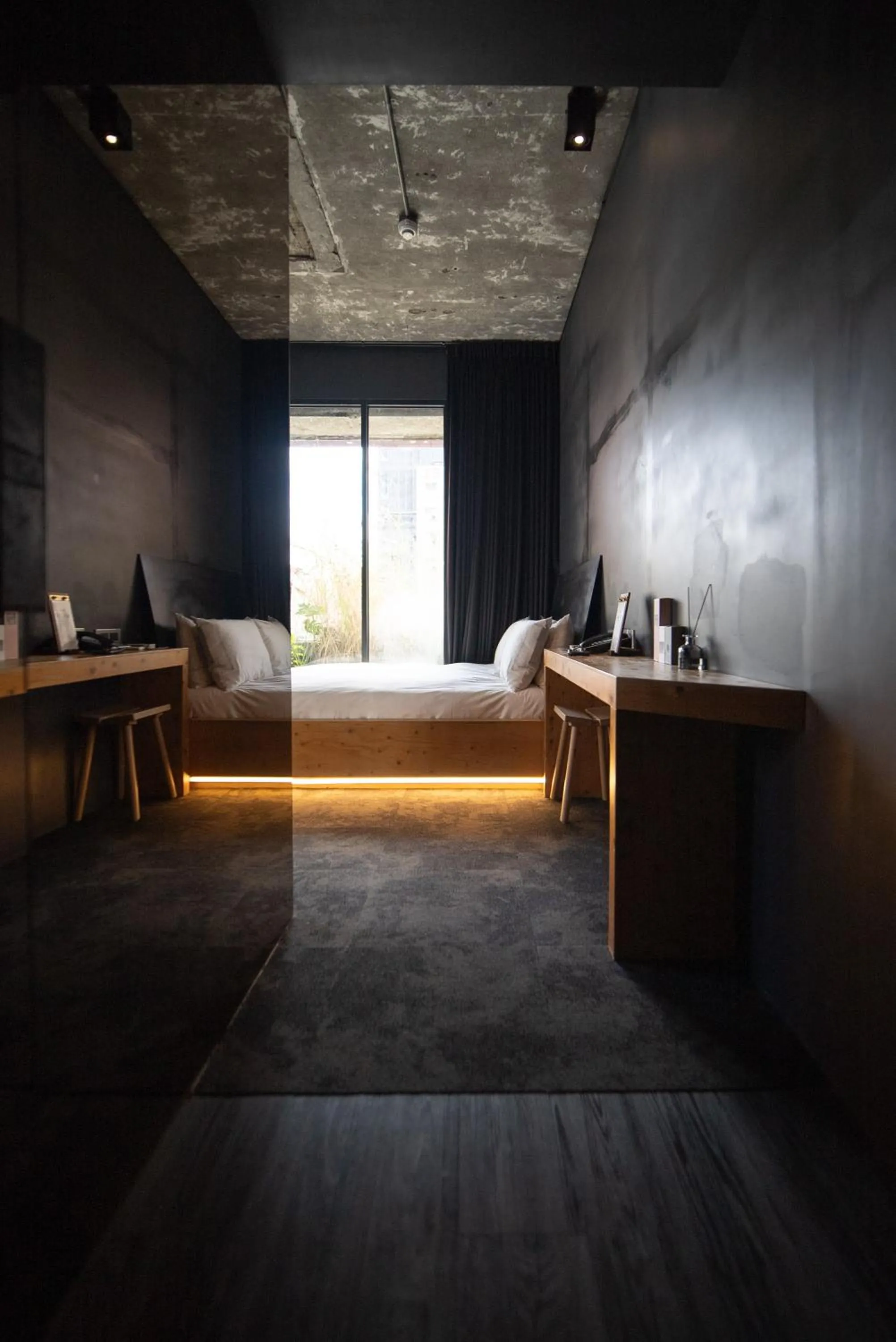 Photo of the whole room in SOF Hotel