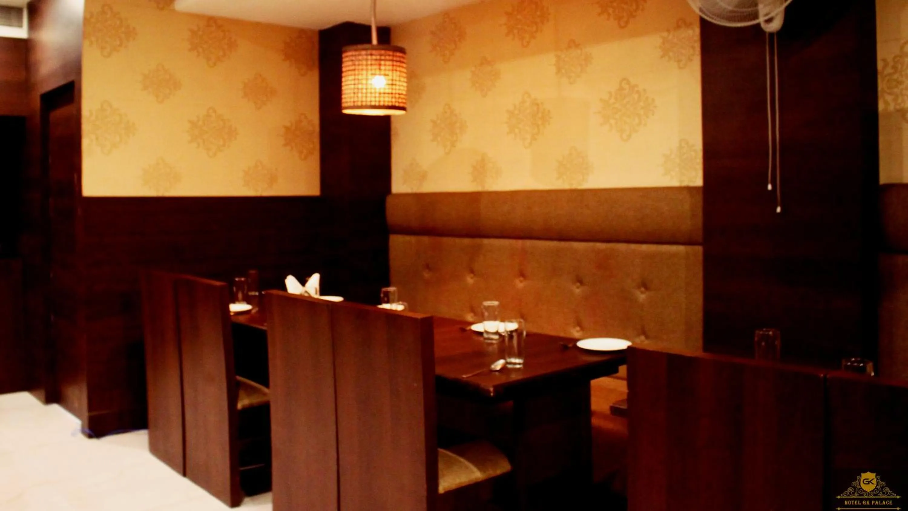 GK PALACE Pure VEG Hotel