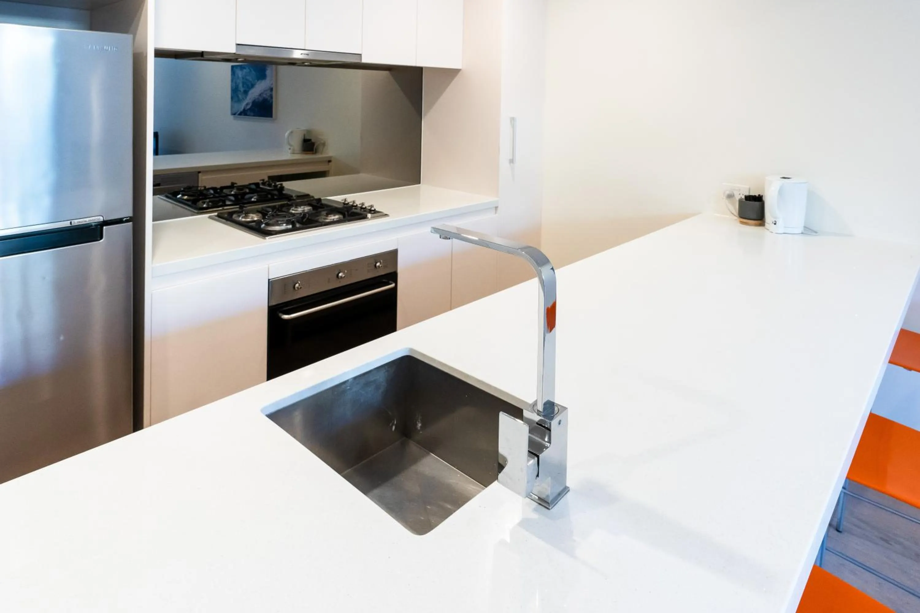 Kitchen or kitchenette in Melbourne City Apartments - Teri