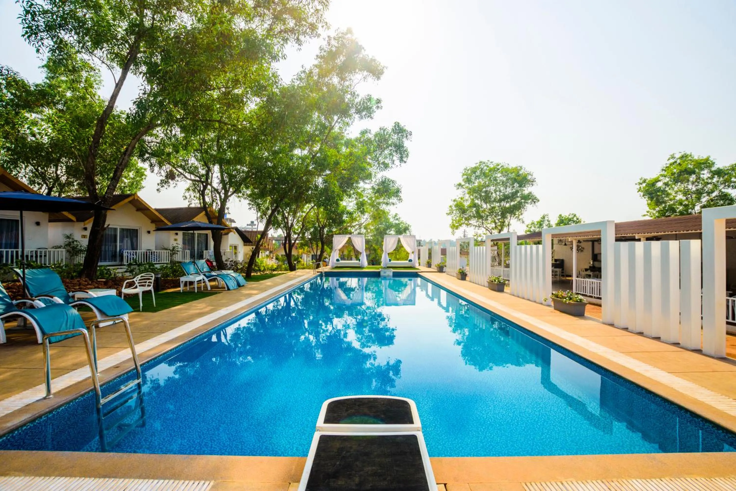 Swimming pool in White Wood Resort By Stone Wood Hotels