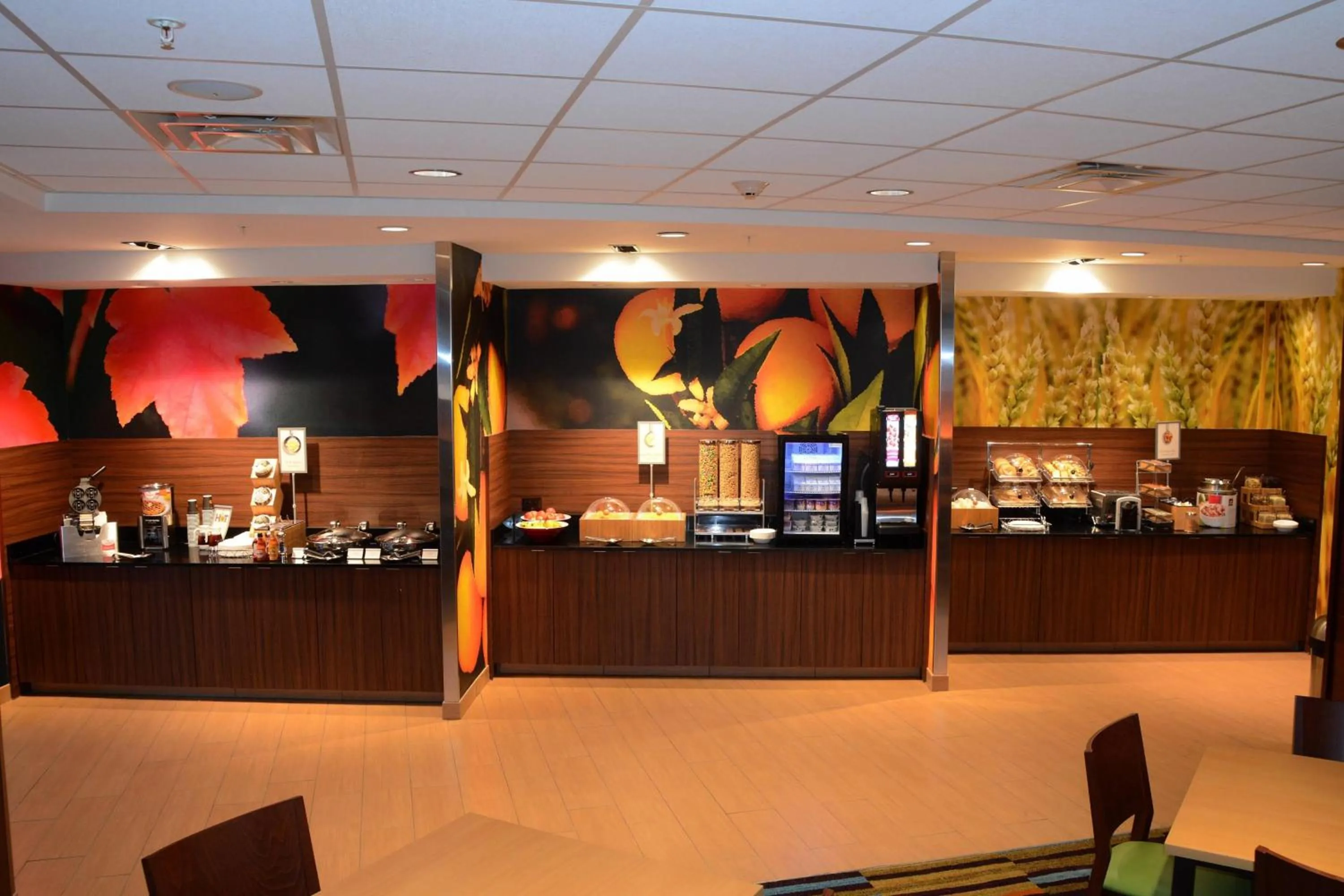 Breakfast in Fairfield Inn & Suites By Marriott Somerset, PA