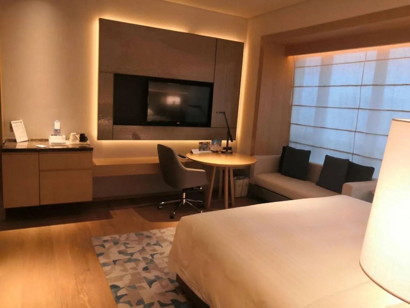 Property building, Bed in Courtyard by Marriott Shanghai Hongqiao
