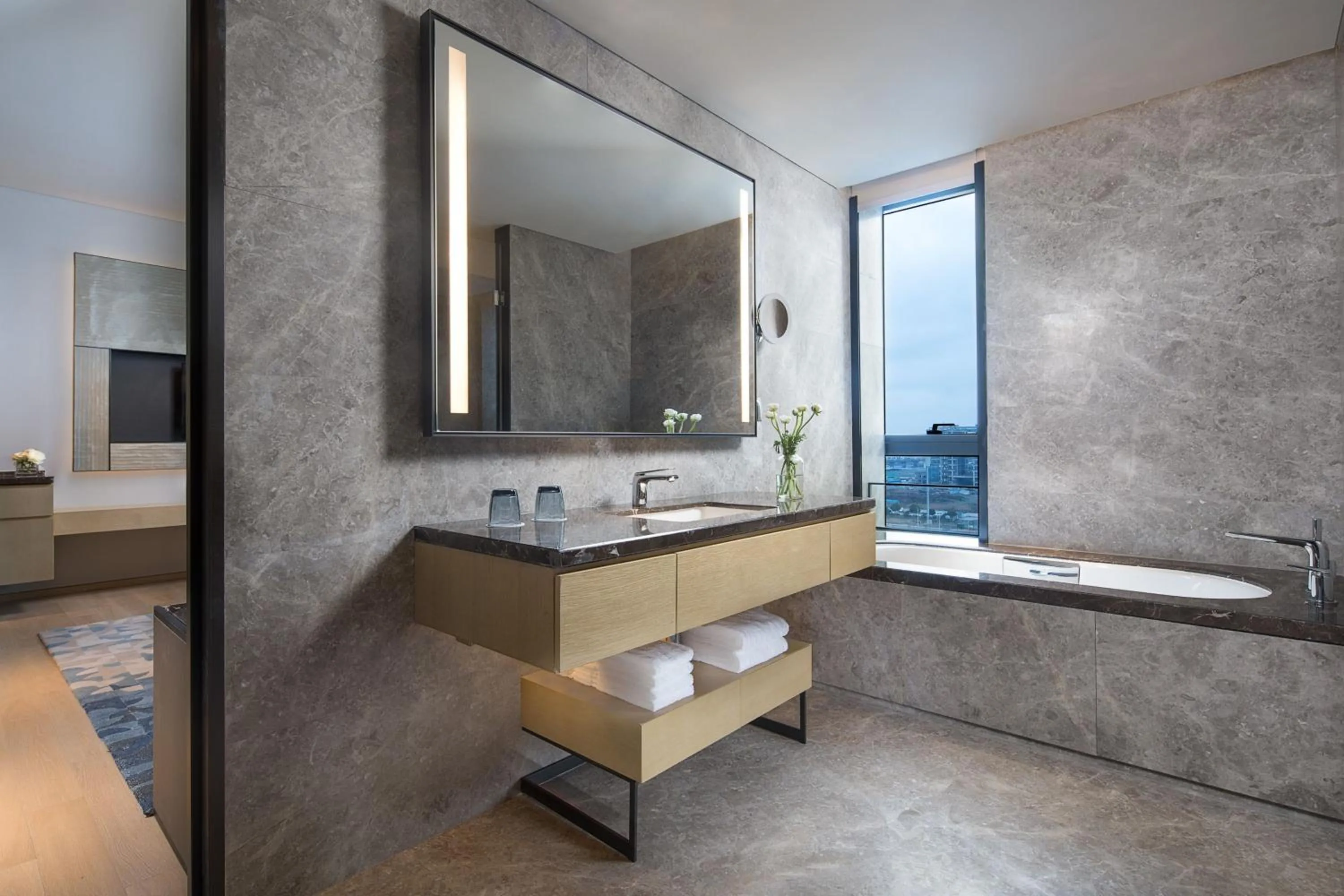 Photo of the whole room in Courtyard by Marriott Shanghai Hongqiao