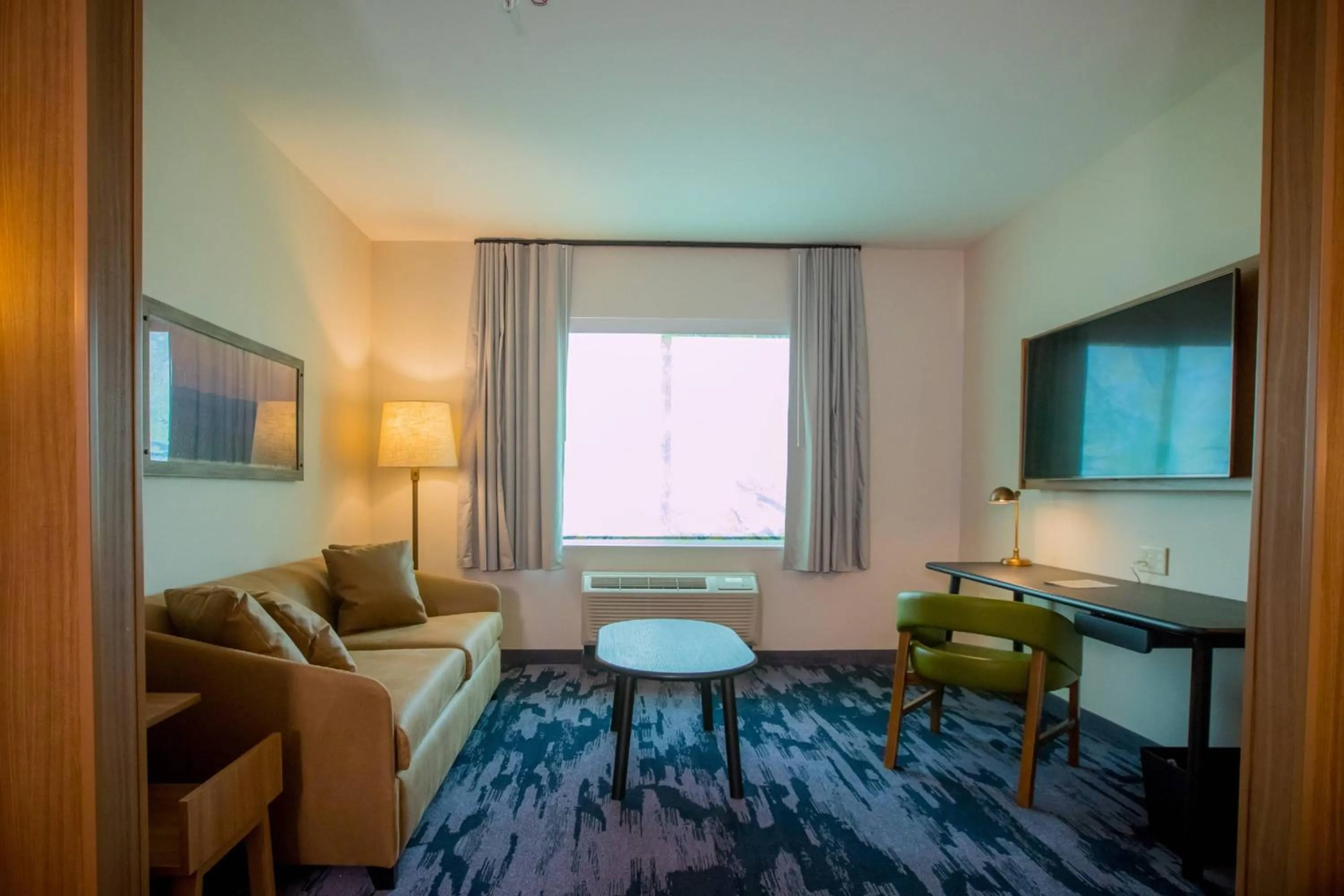 Photo of the whole room in Fairfield Inn & Suites By Marriott Alexandria