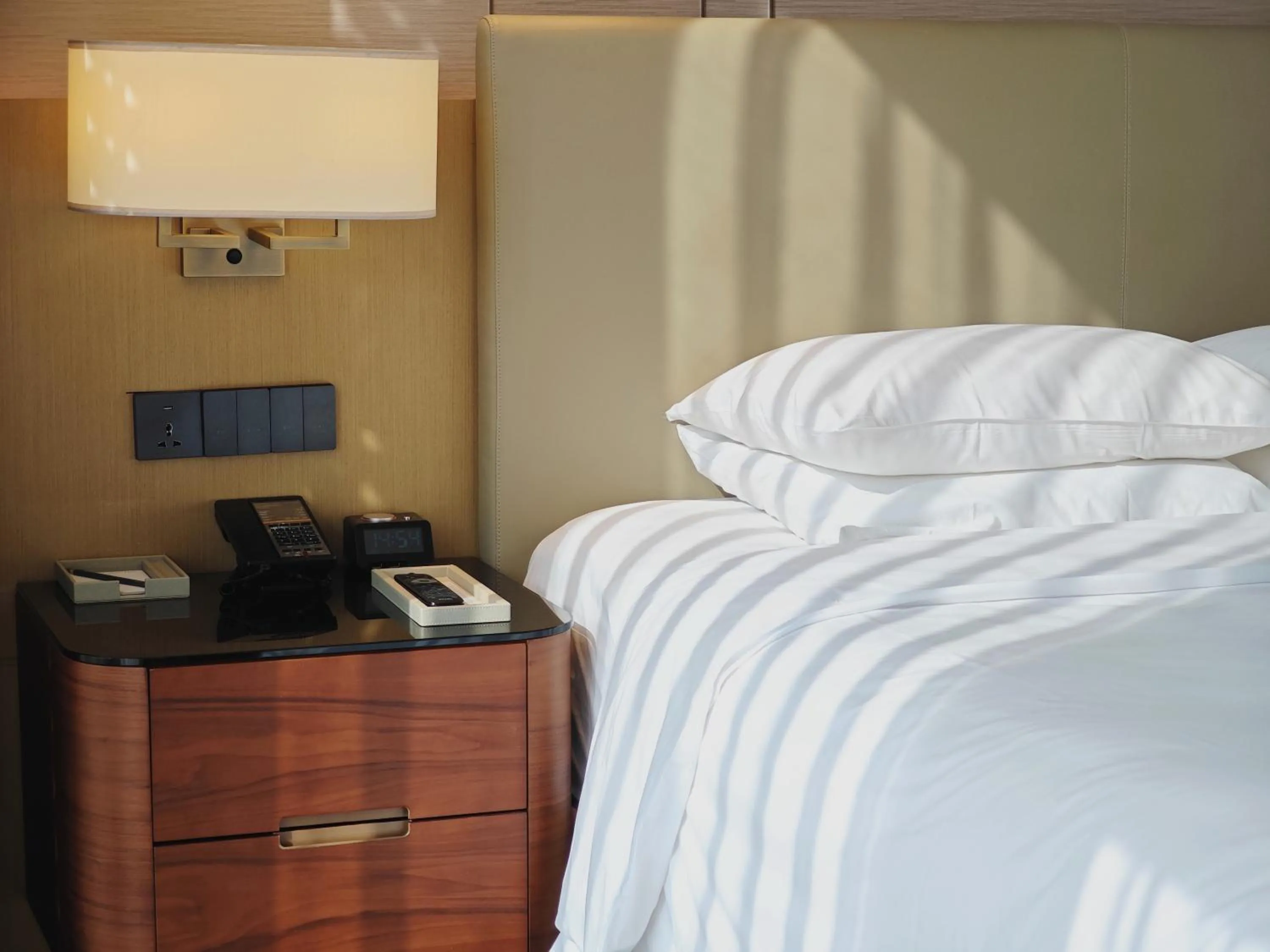 furniture, Bed in Courtyard By Marriott Xi'an North