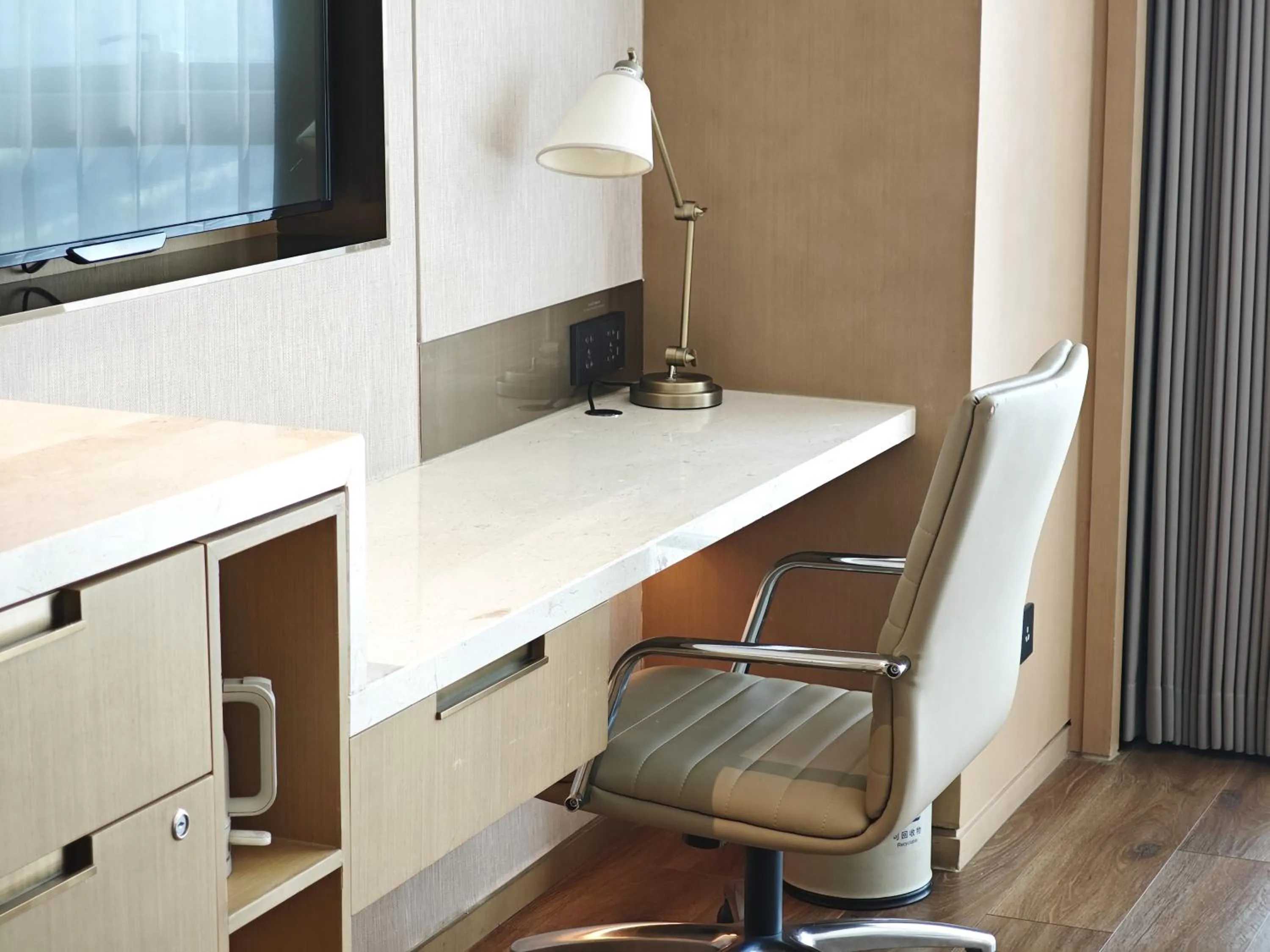 furniture in Courtyard By Marriott Xi'an North